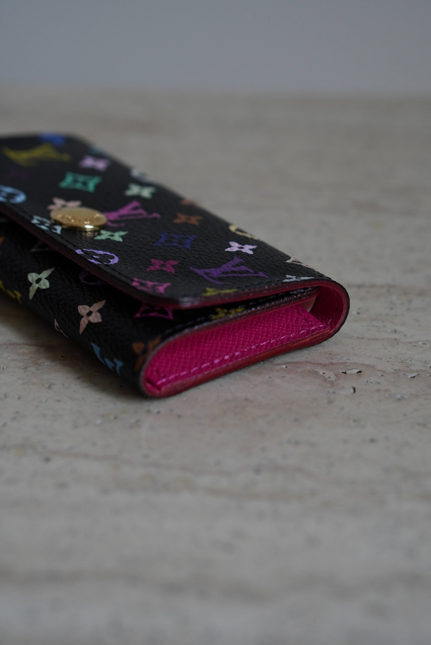 LOUIS VUITTON KEY HOLDER