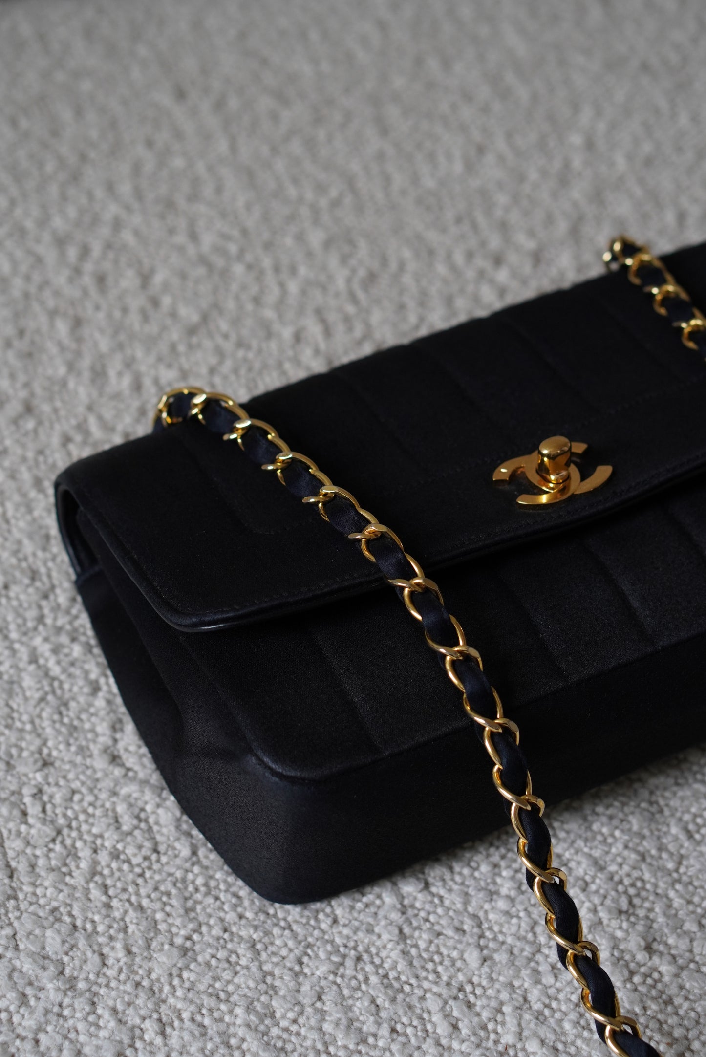 CHANEL DIANA STRIPE
