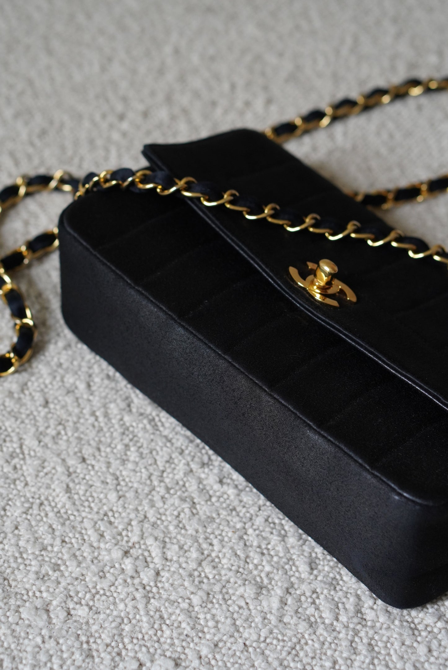 CHANEL DIANA STRIPE
