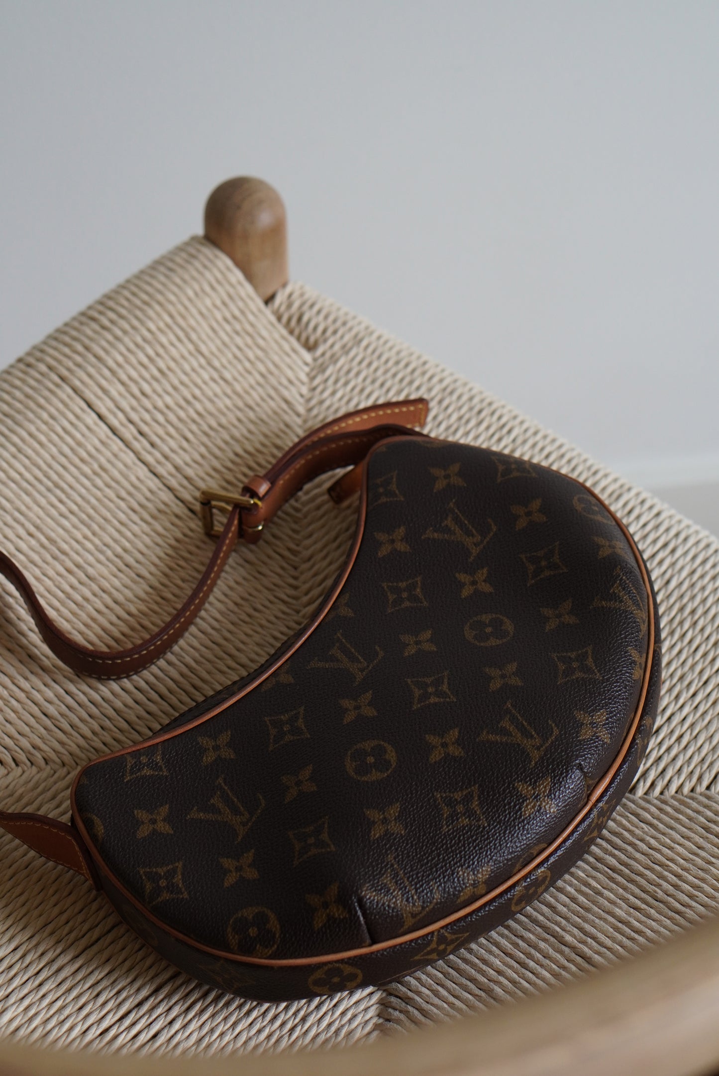 LOUIS VUITTON CROISSANT PM
