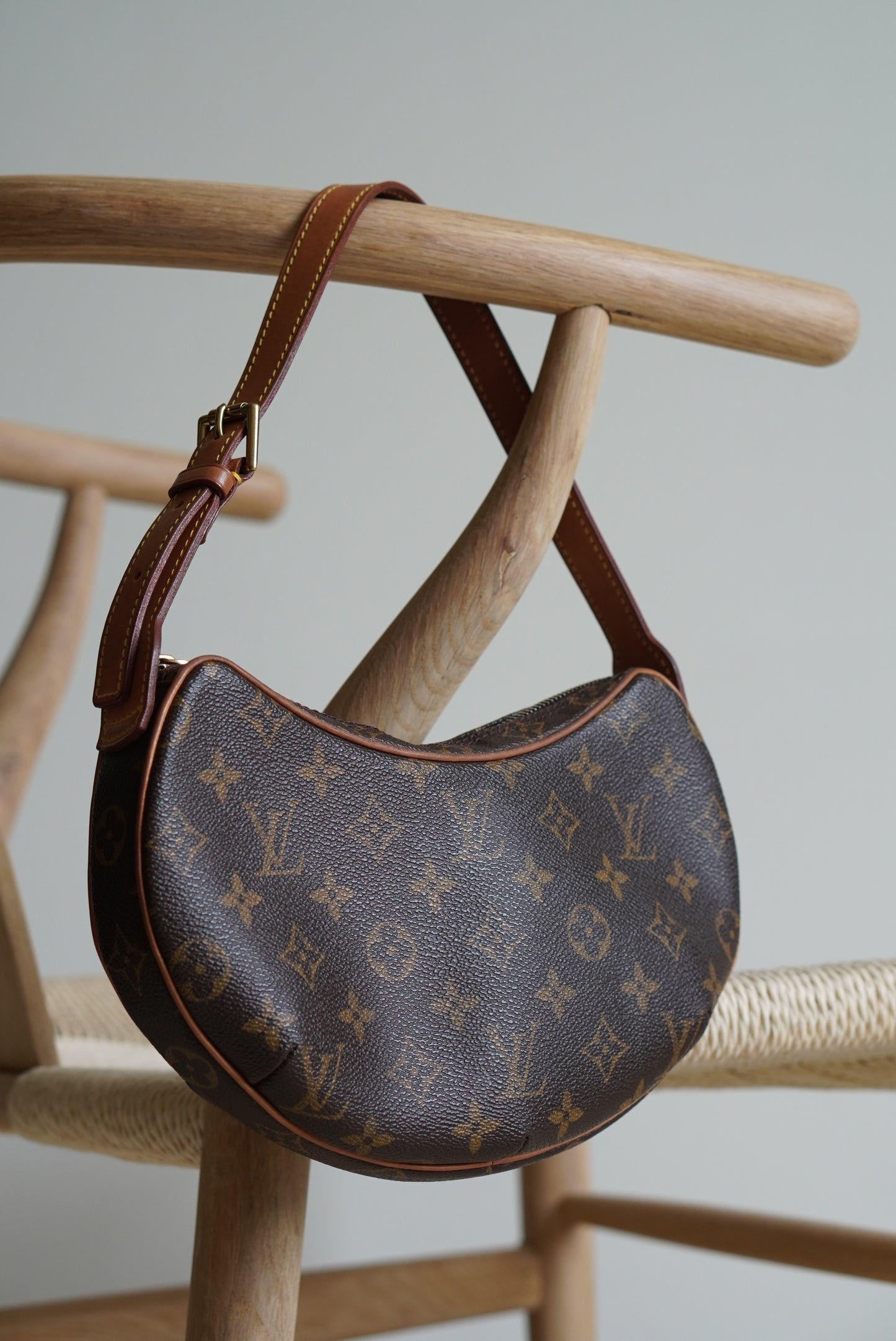 LOUIS VUITTON CROISSANT PM