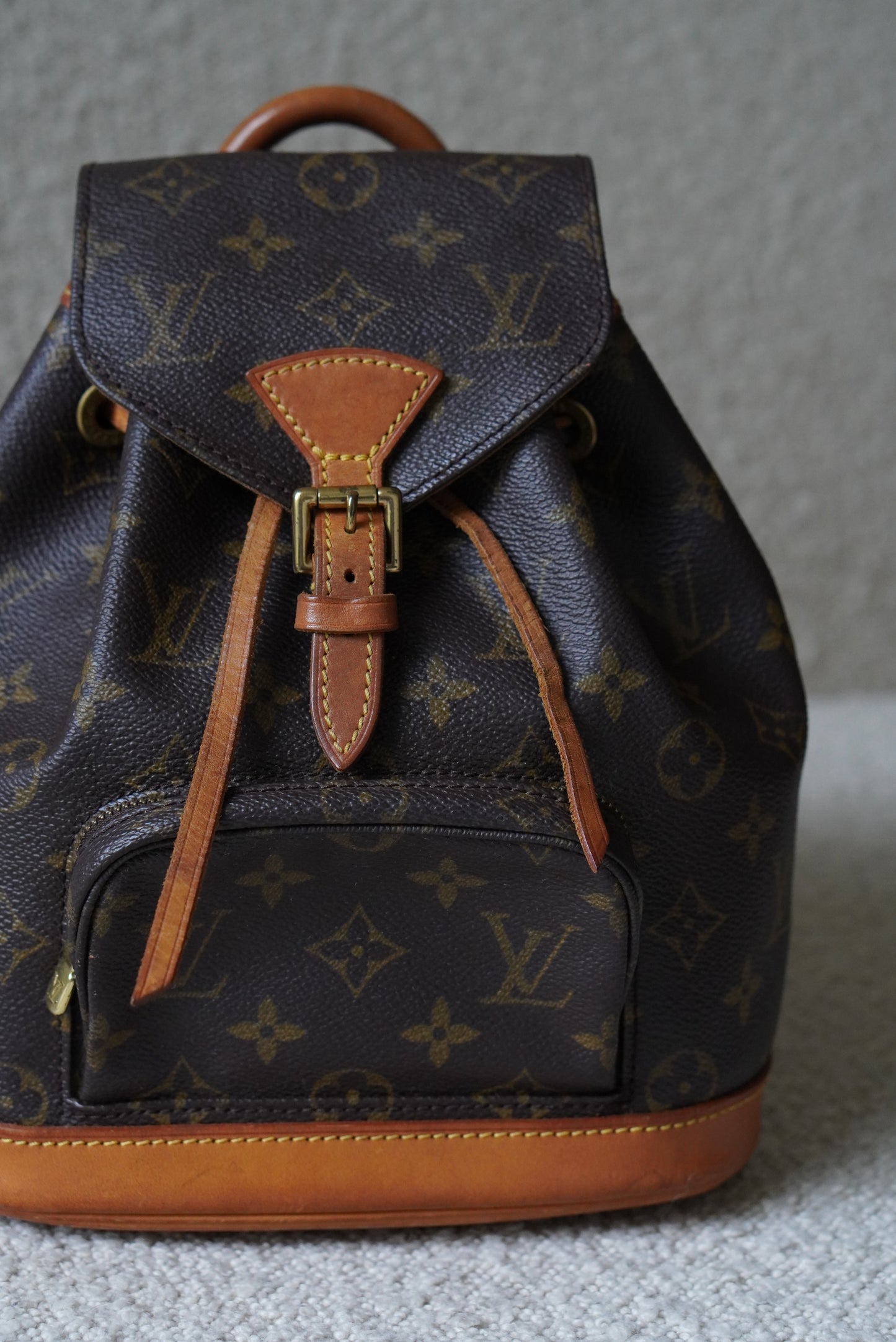 LOUIS VUITTON MONTSOURIS PM