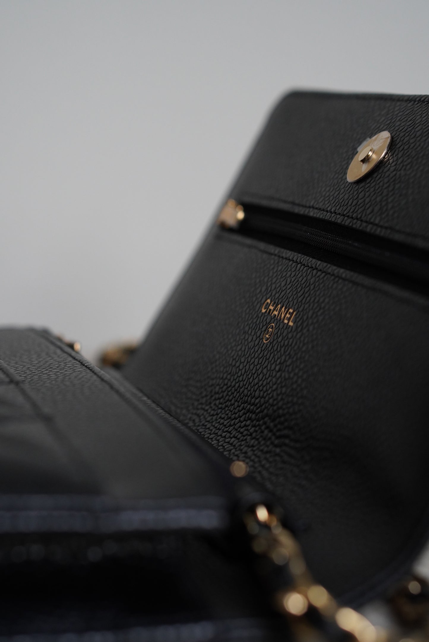 CHANEL WALLET ON CHAIN