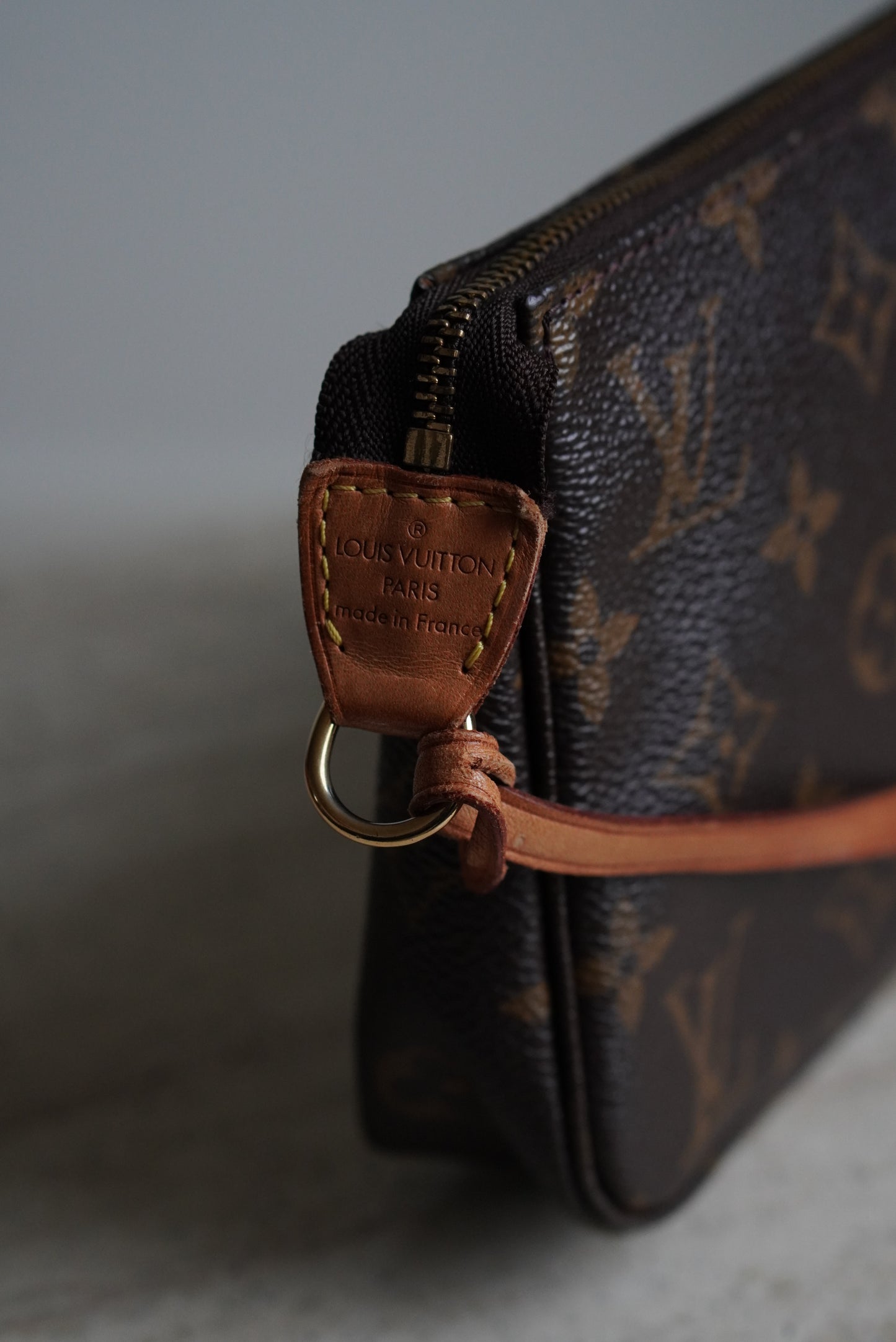 LOUIS VUITTON POCHETTE ACCESSOIRES