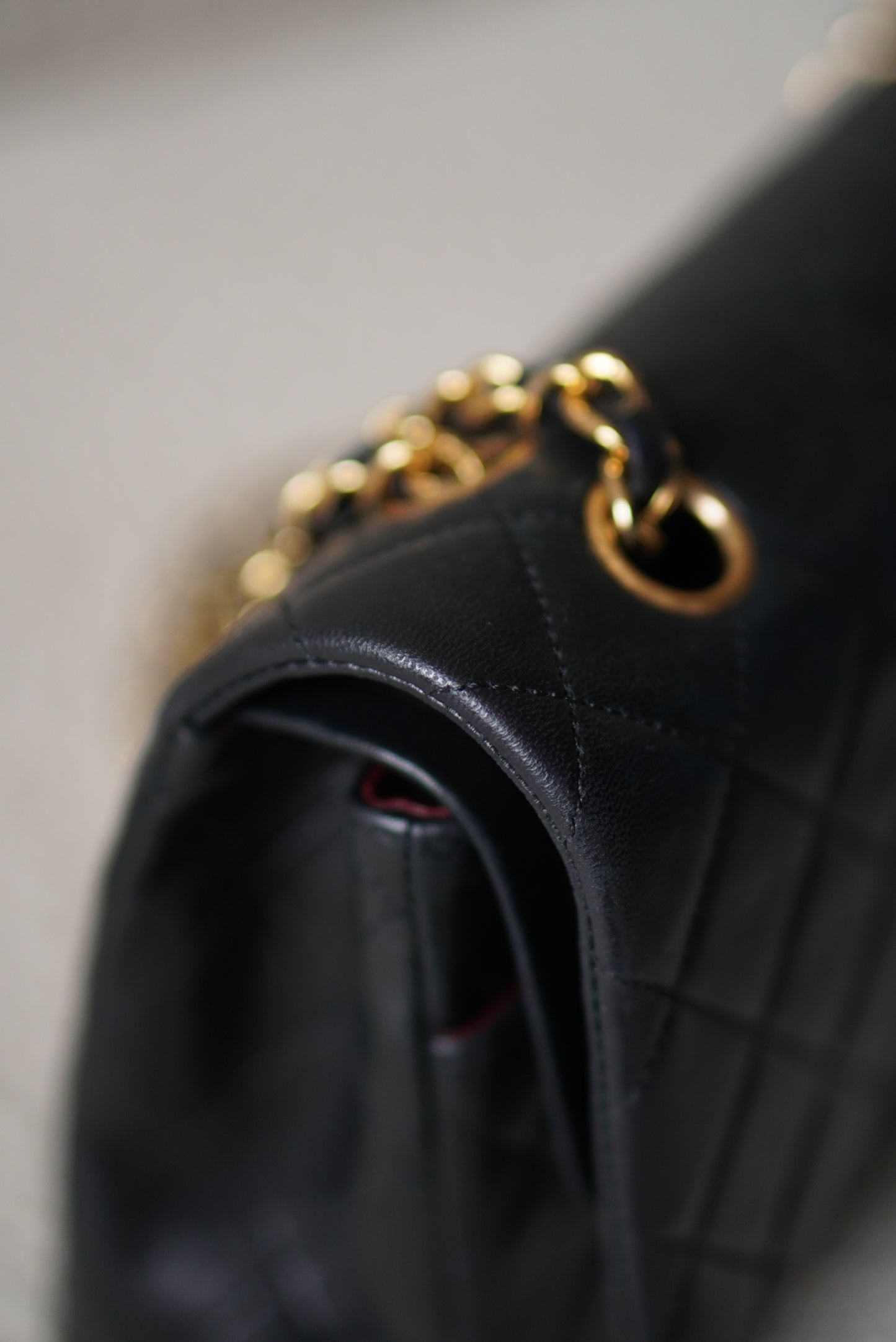 CHANEL CLASSIC MEDIUM DOUBLE FLAP