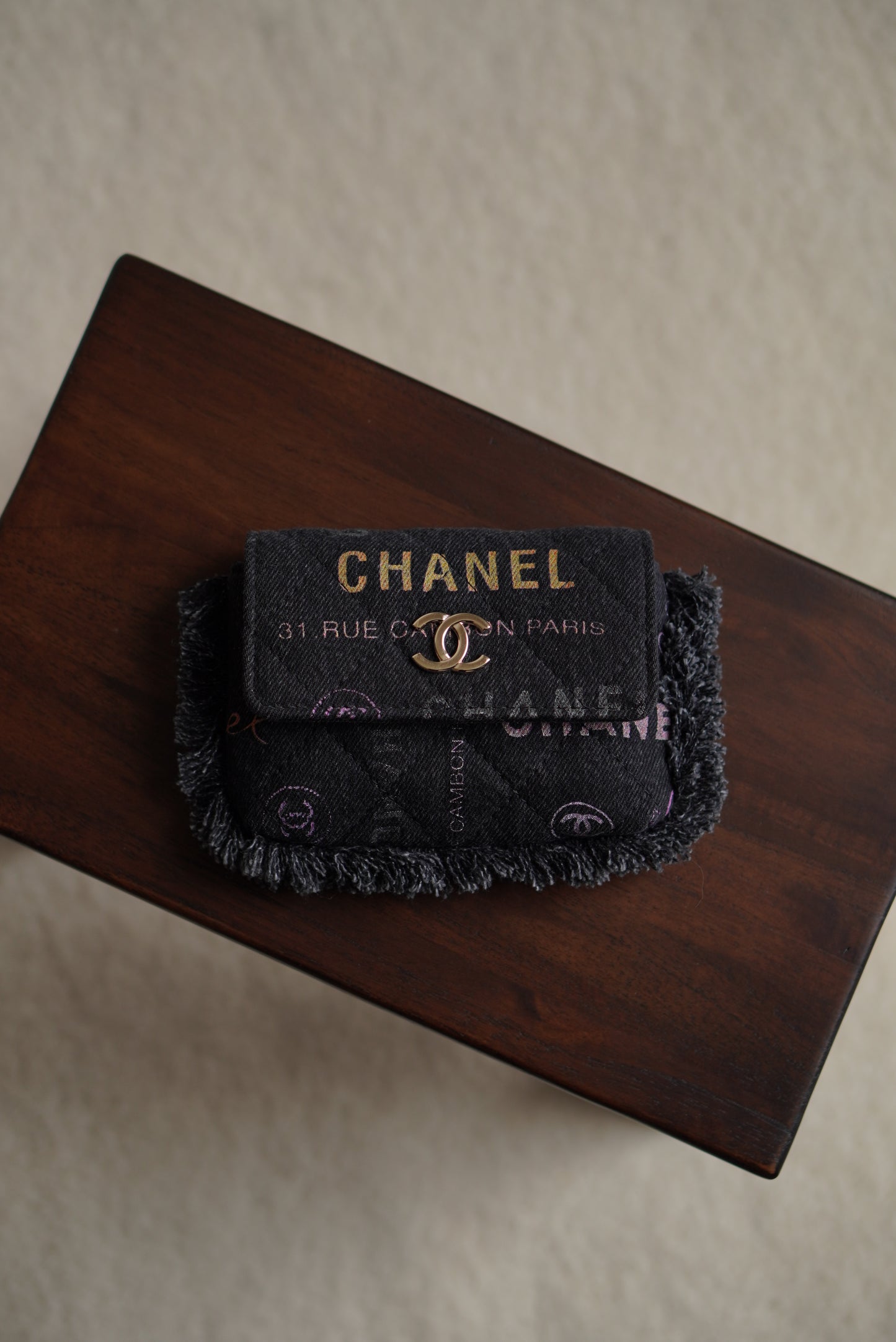 CHANEL MINI VANITY CASE