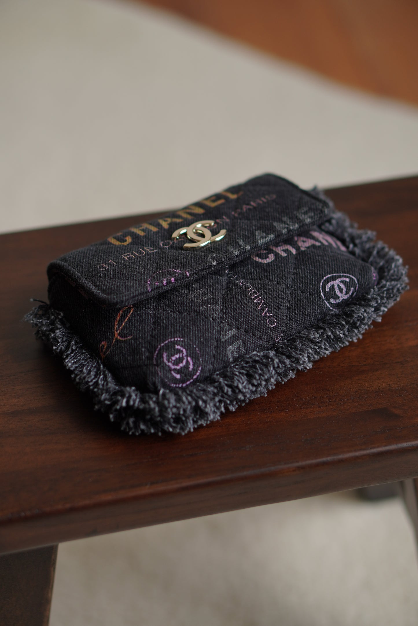 CHANEL MINI VANITY CASE