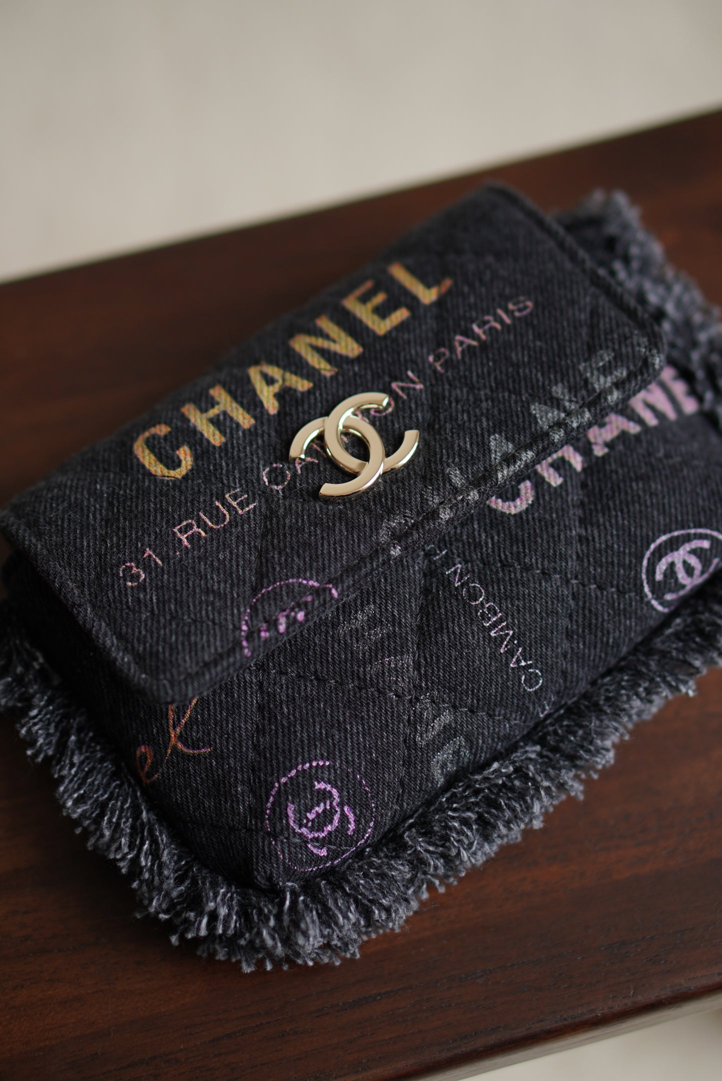 CHANEL MINI VANITY CASE