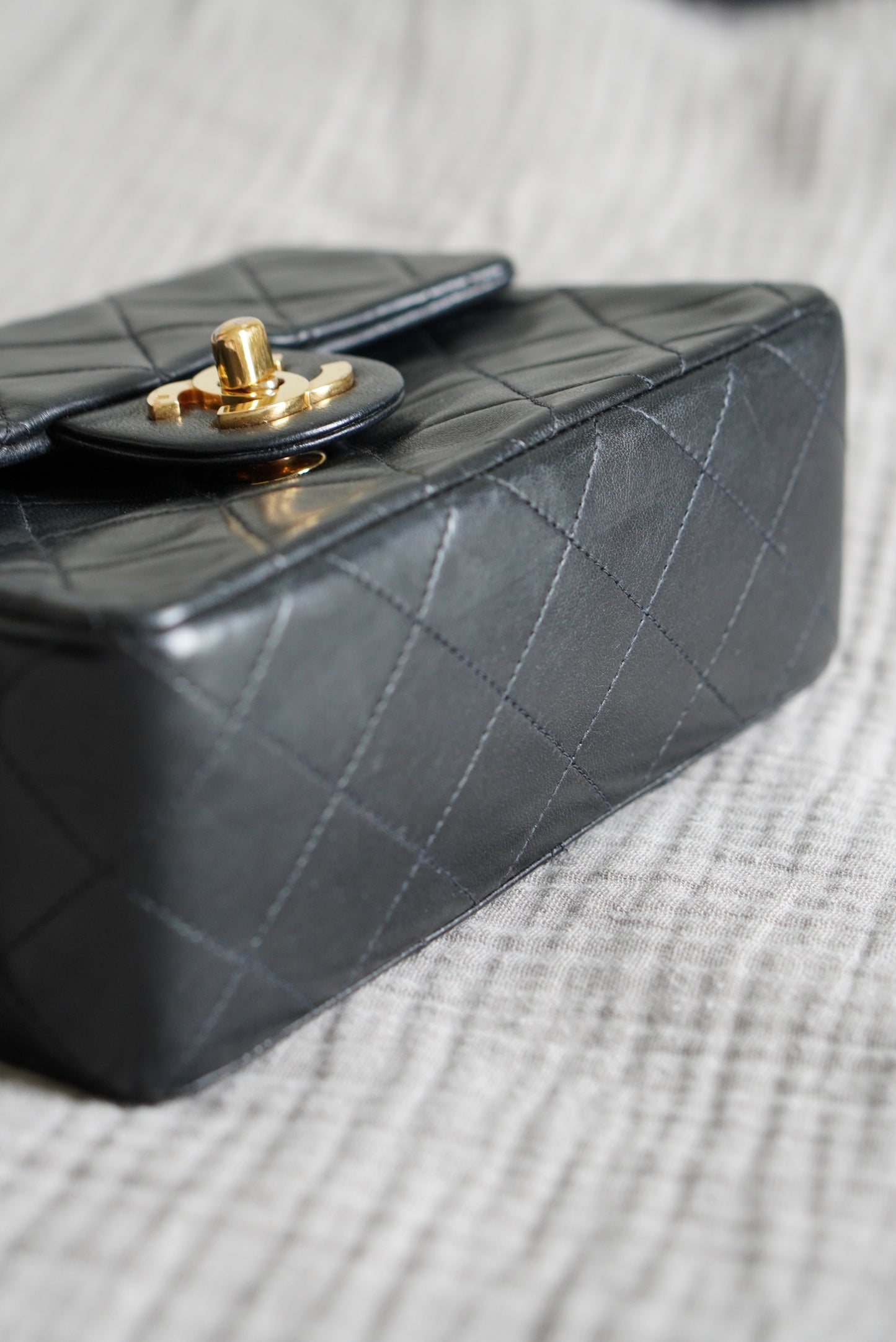 CHANEL CLASSIC SQUARE
