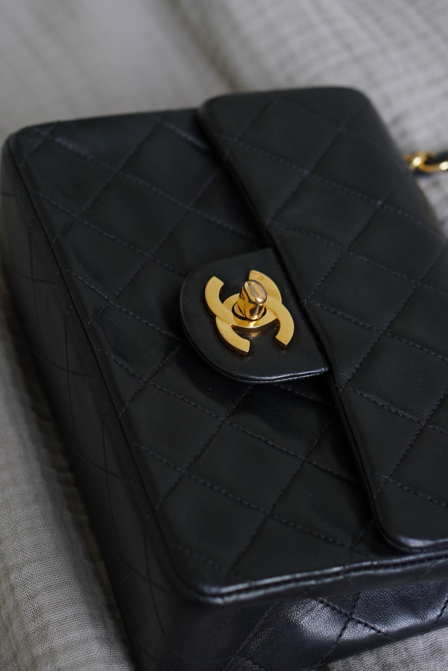 CHANEL CLASSIC SQUARE