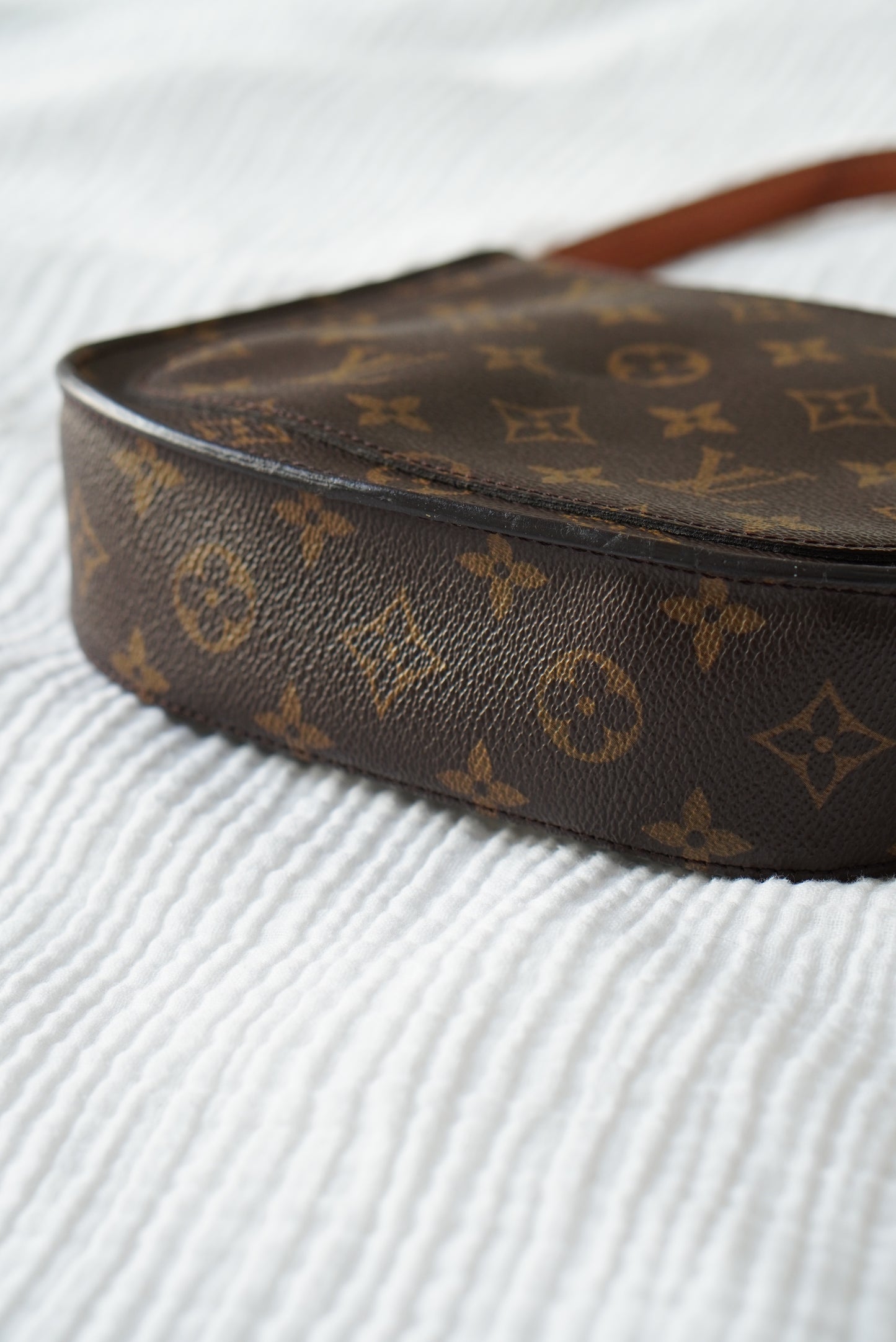 LOUIS VUITTON SAINT CLOUD MM