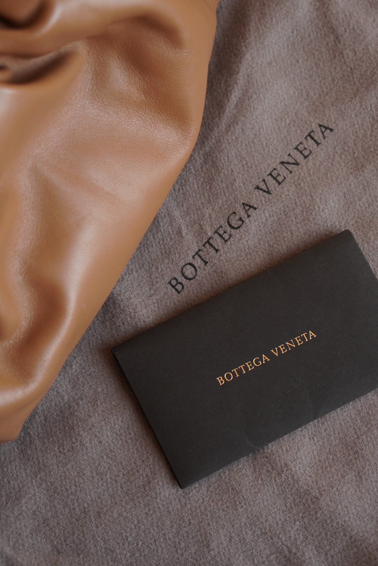 BOTTEGA VENETA MINI POUCH | TAN