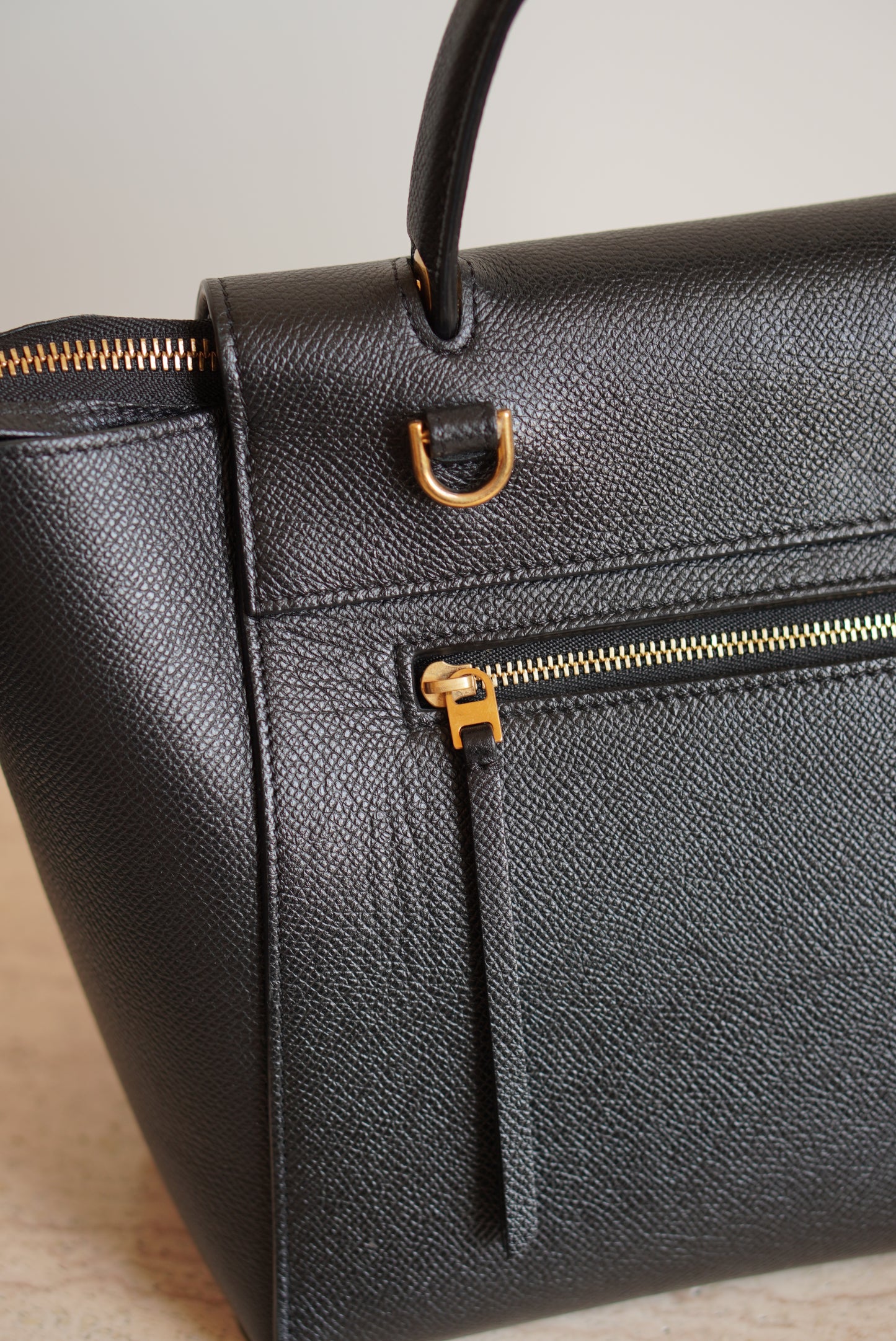 CÉLINE MICRO BELT BAG | BLACK