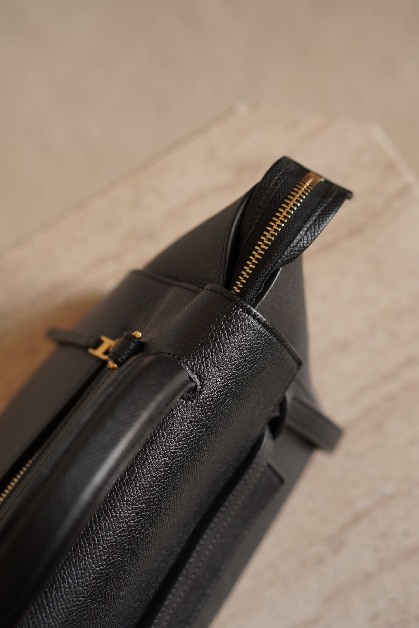 CÉLINE MICRO BELT BAG | BLACK