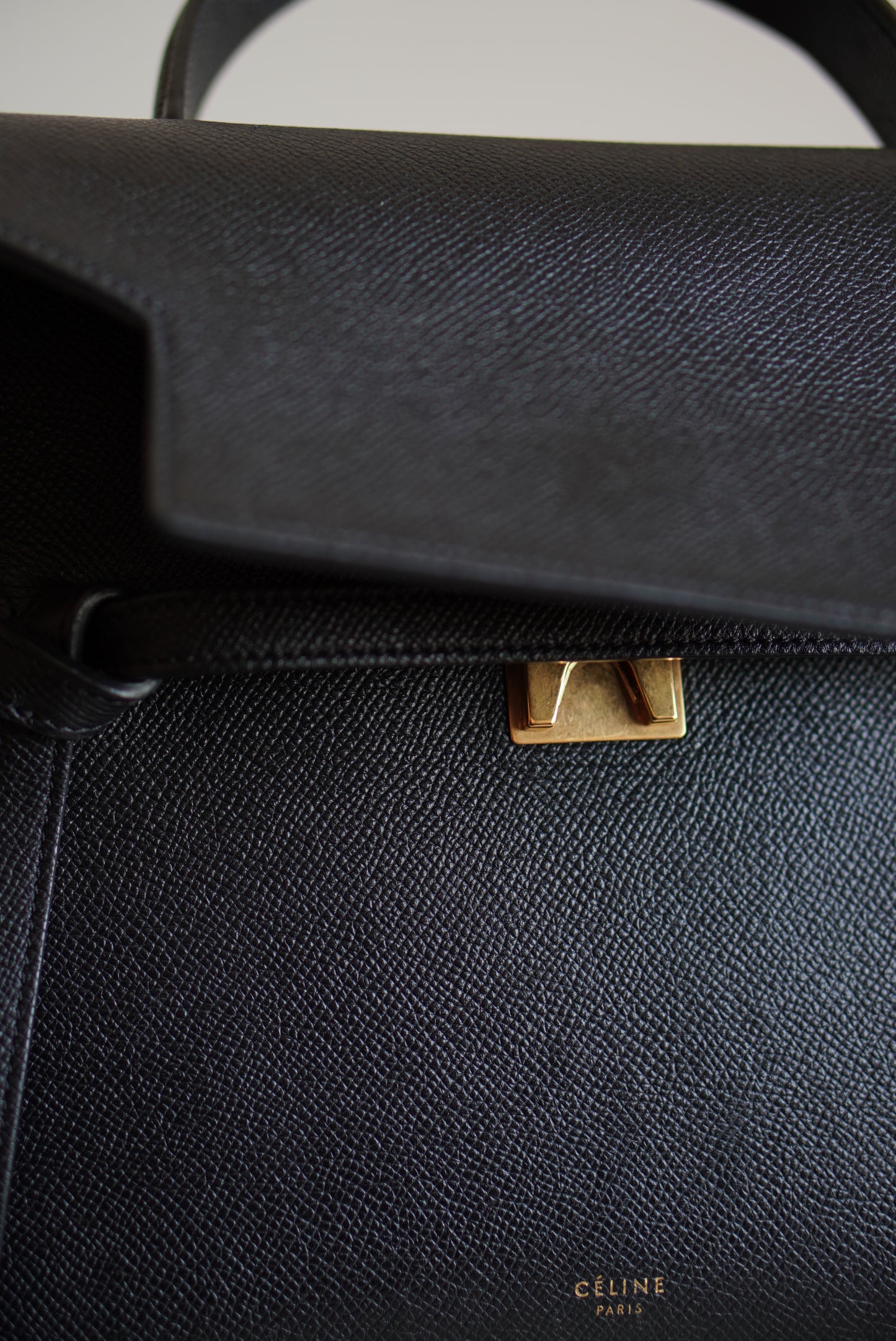 CÉLINE MICRO BELT BAG | BLACK