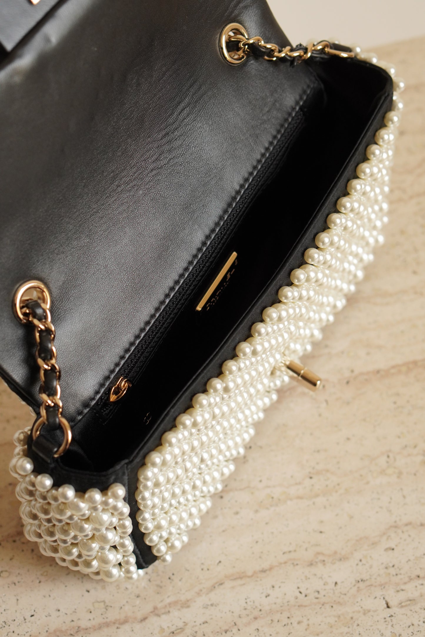CHANEL 19S PEARL MINI RECTANGULAR