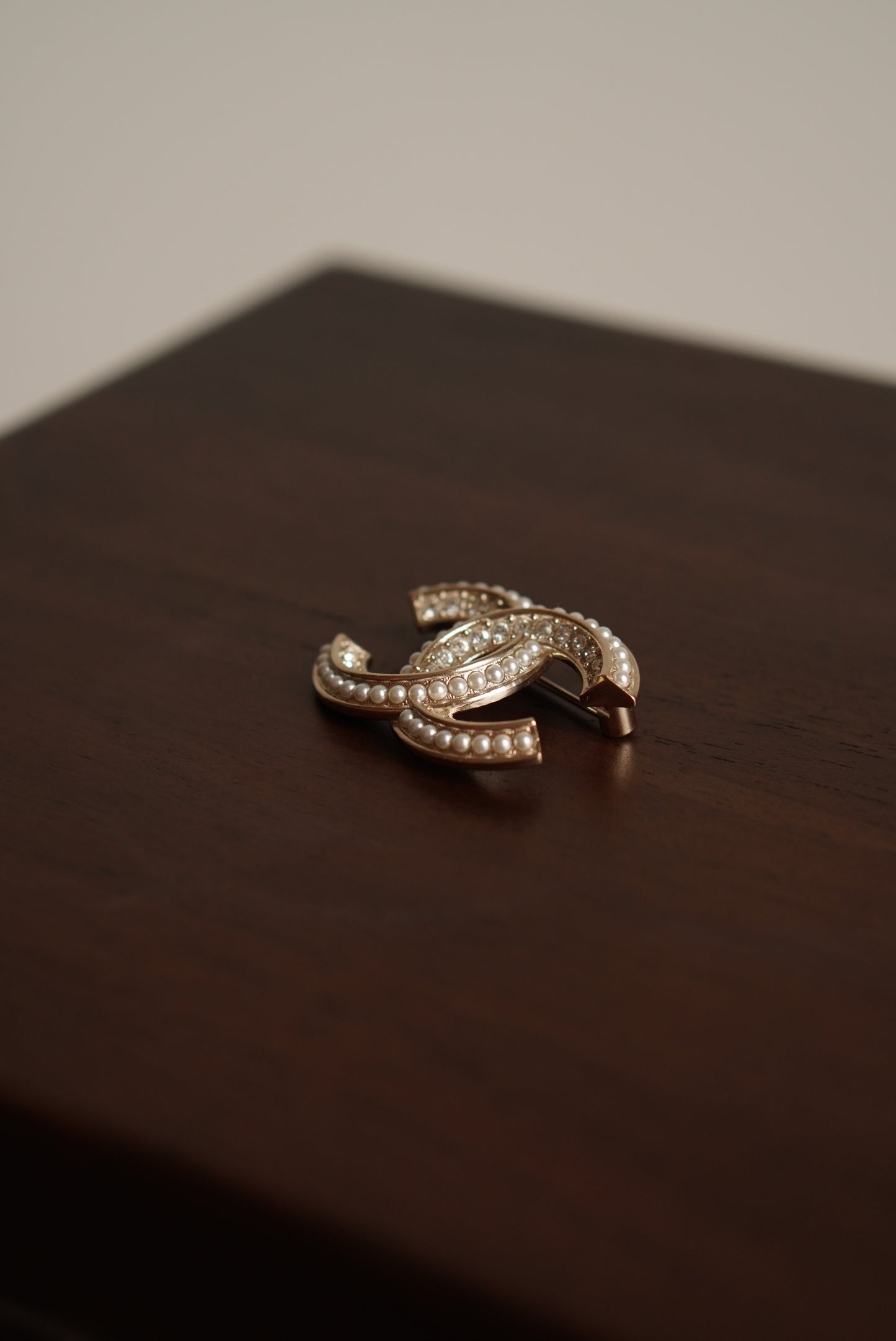 CHANEL BROOCH B20 A