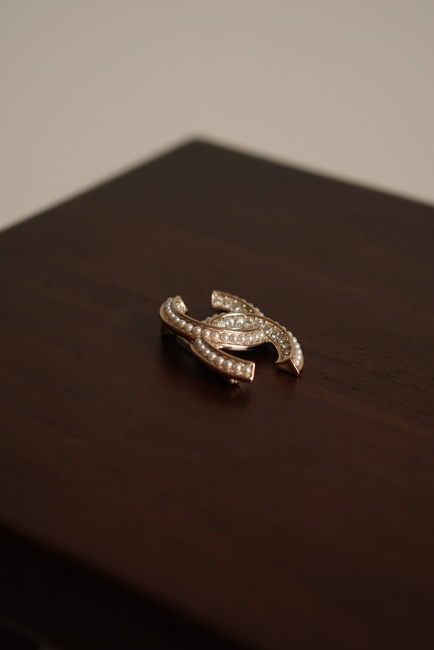 CHANEL BROOCH B20 A