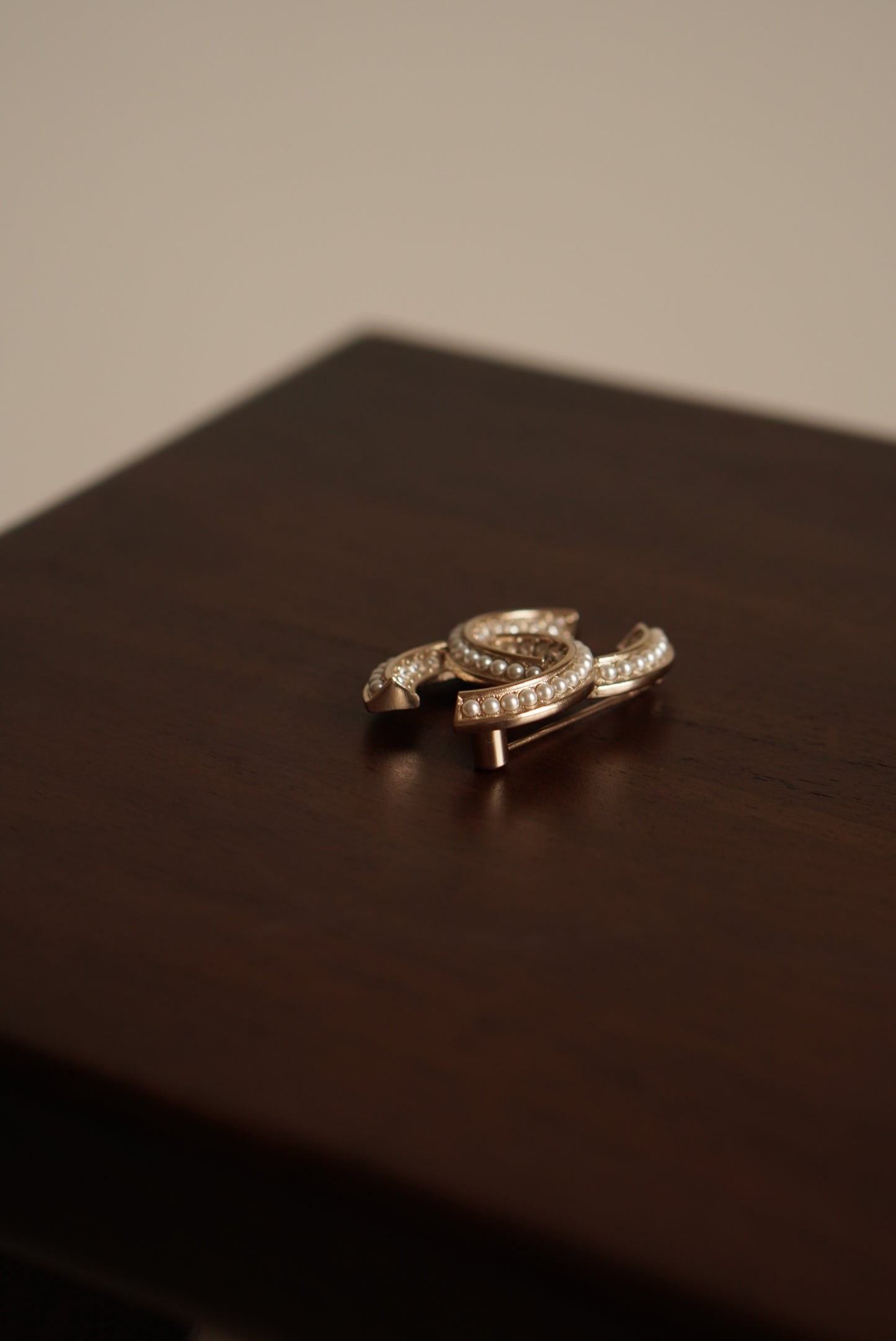 CHANEL BROOCH B20 A