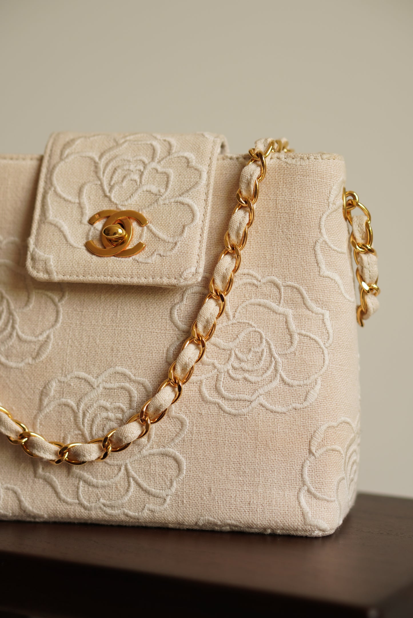 CHANEL CAMELLIA TURNLOCK SMALL