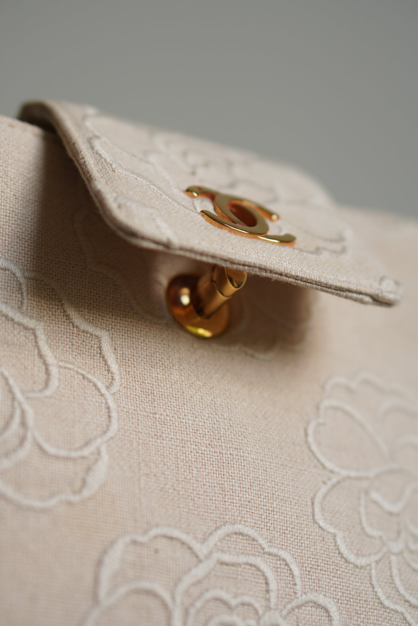 CHANEL CAMELLIA TURNLOCK SMALL