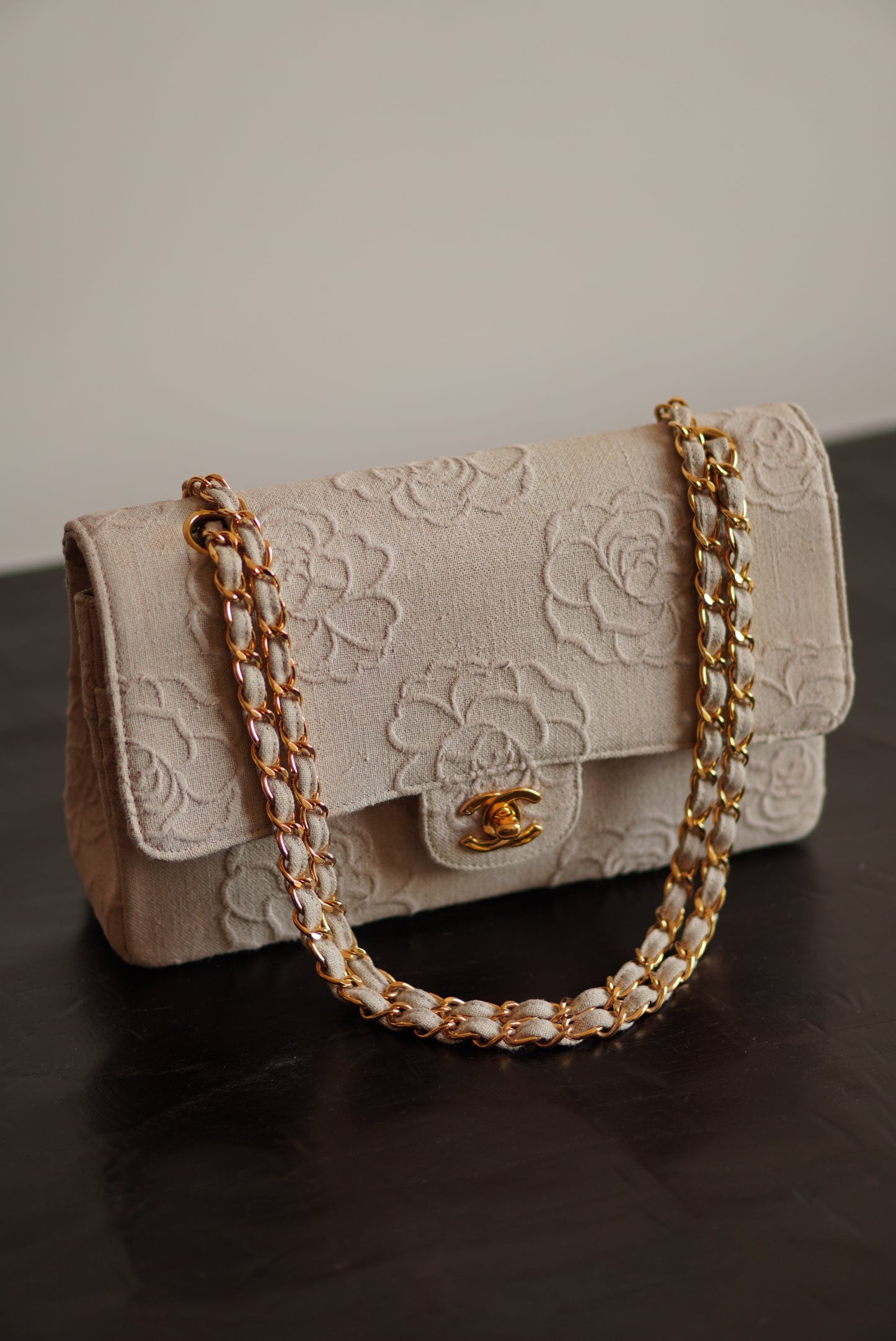 CHANEL CLASSIC CAMELLIA MEDIUM DOUBLE FLAP