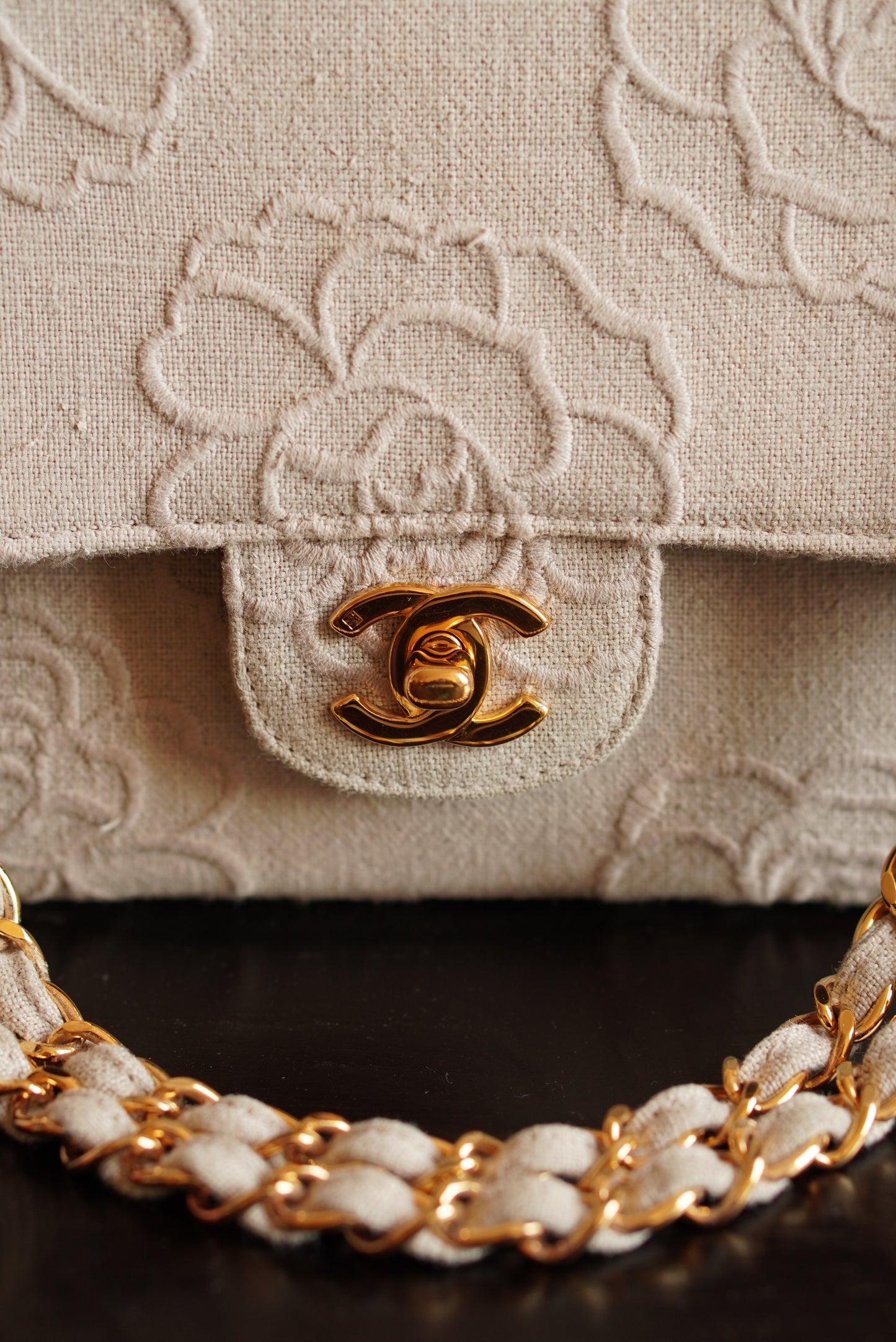 CHANEL CLASSIC CAMELLIA MEDIUM DOUBLE FLAP