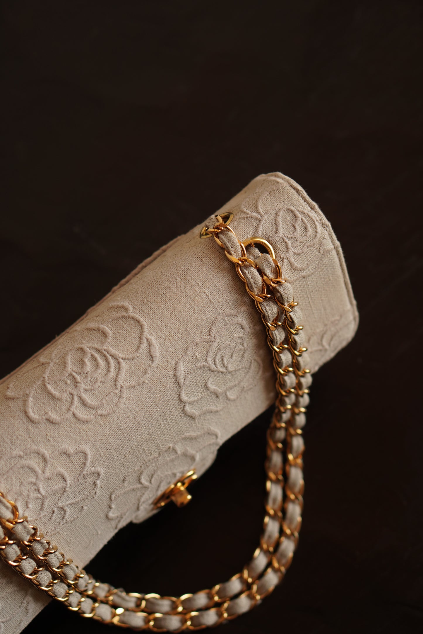 CHANEL CLASSIC CAMELLIA MEDIUM DOUBLE FLAP