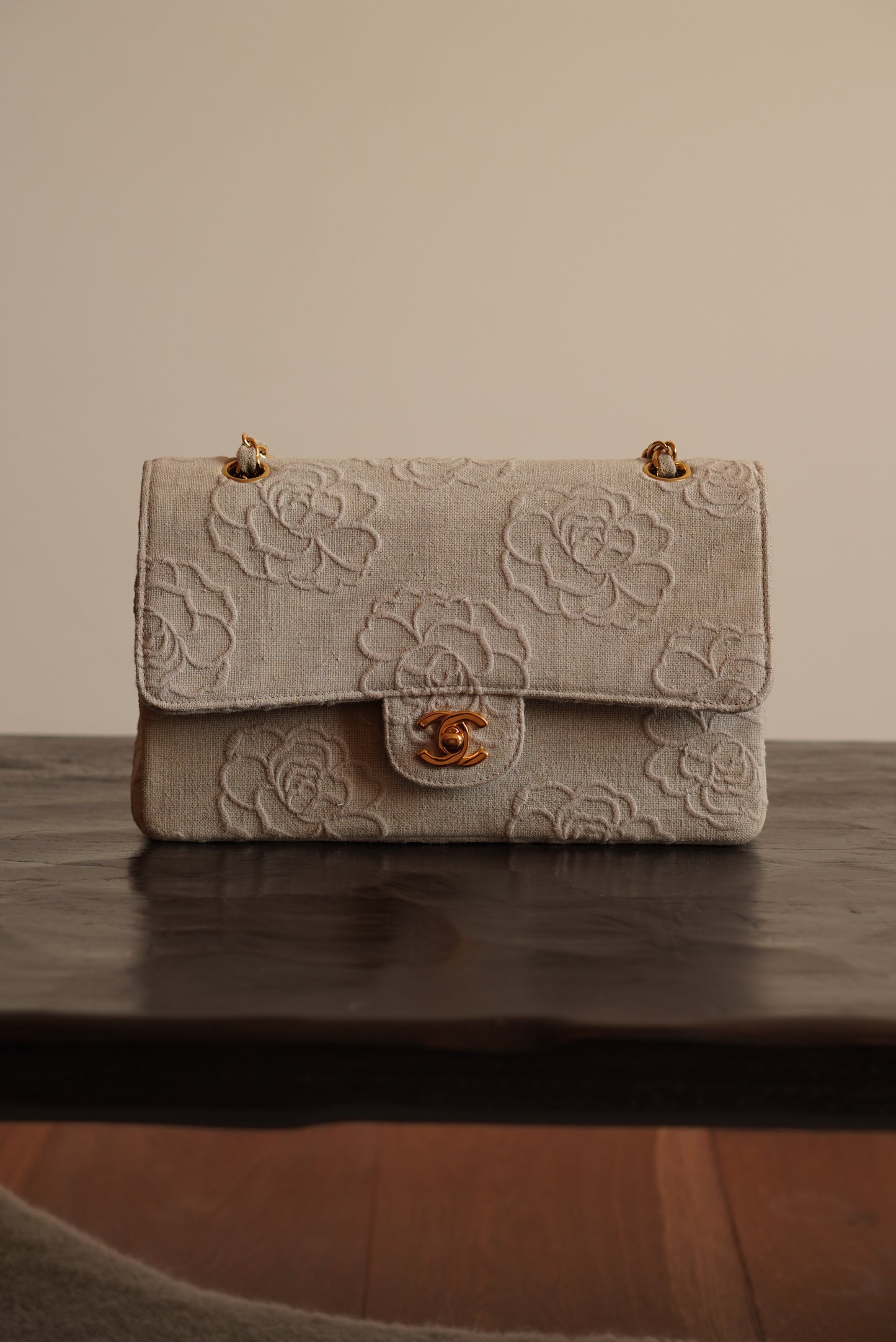 CHANEL CLASSIC CAMELLIA MEDIUM DOUBLE FLAP