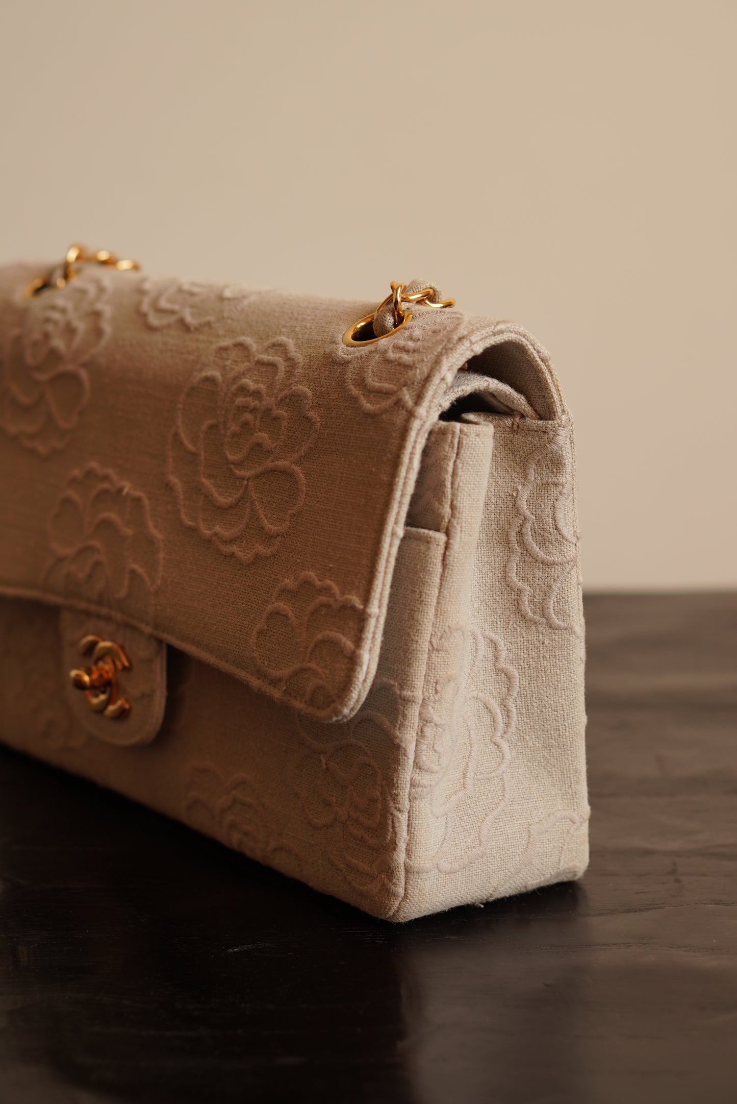 CHANEL CLASSIC CAMELLIA MEDIUM DOUBLE FLAP