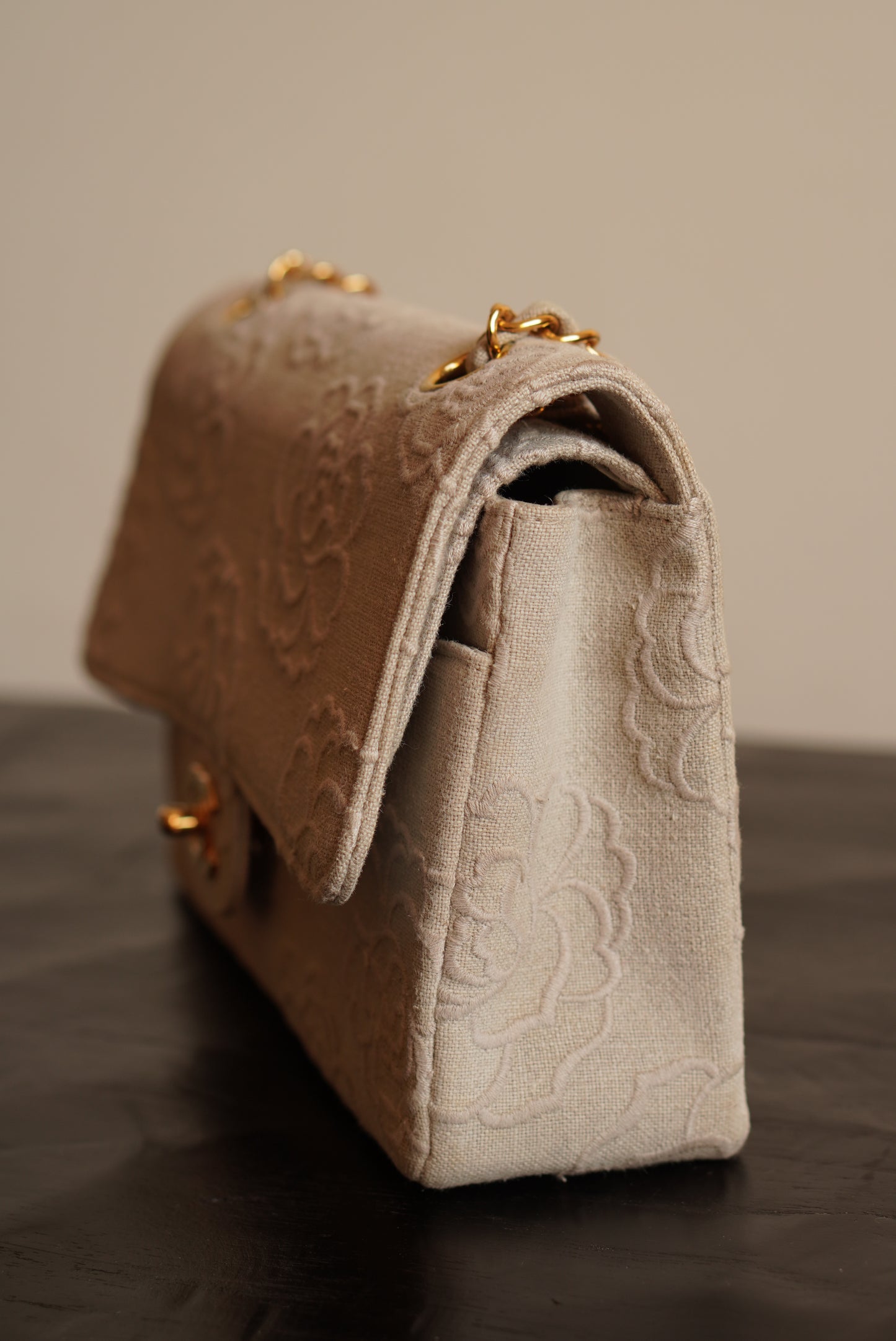 CHANEL CLASSIC CAMELLIA MEDIUM DOUBLE FLAP