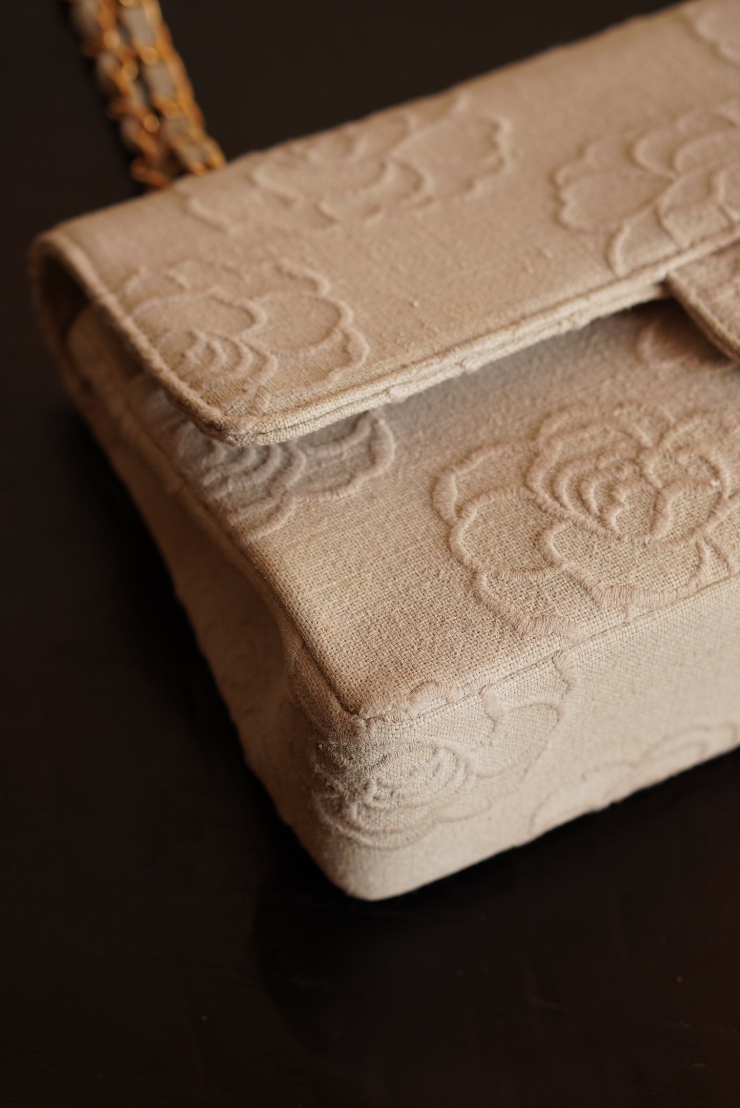 CHANEL CLASSIC CAMELLIA MEDIUM DOUBLE FLAP