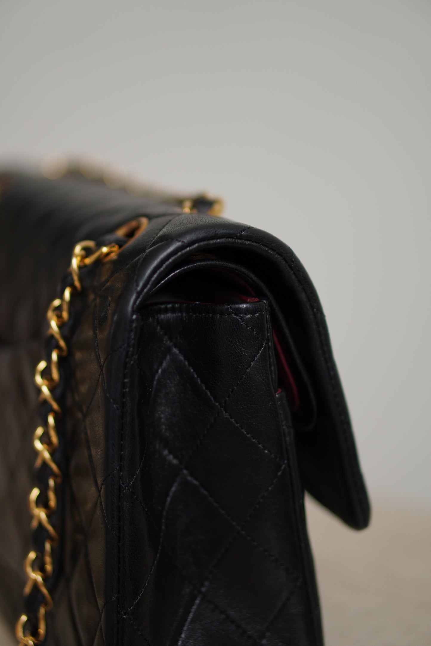 CHANEL CLASSIC MEDIUM DOUBLE FLAP