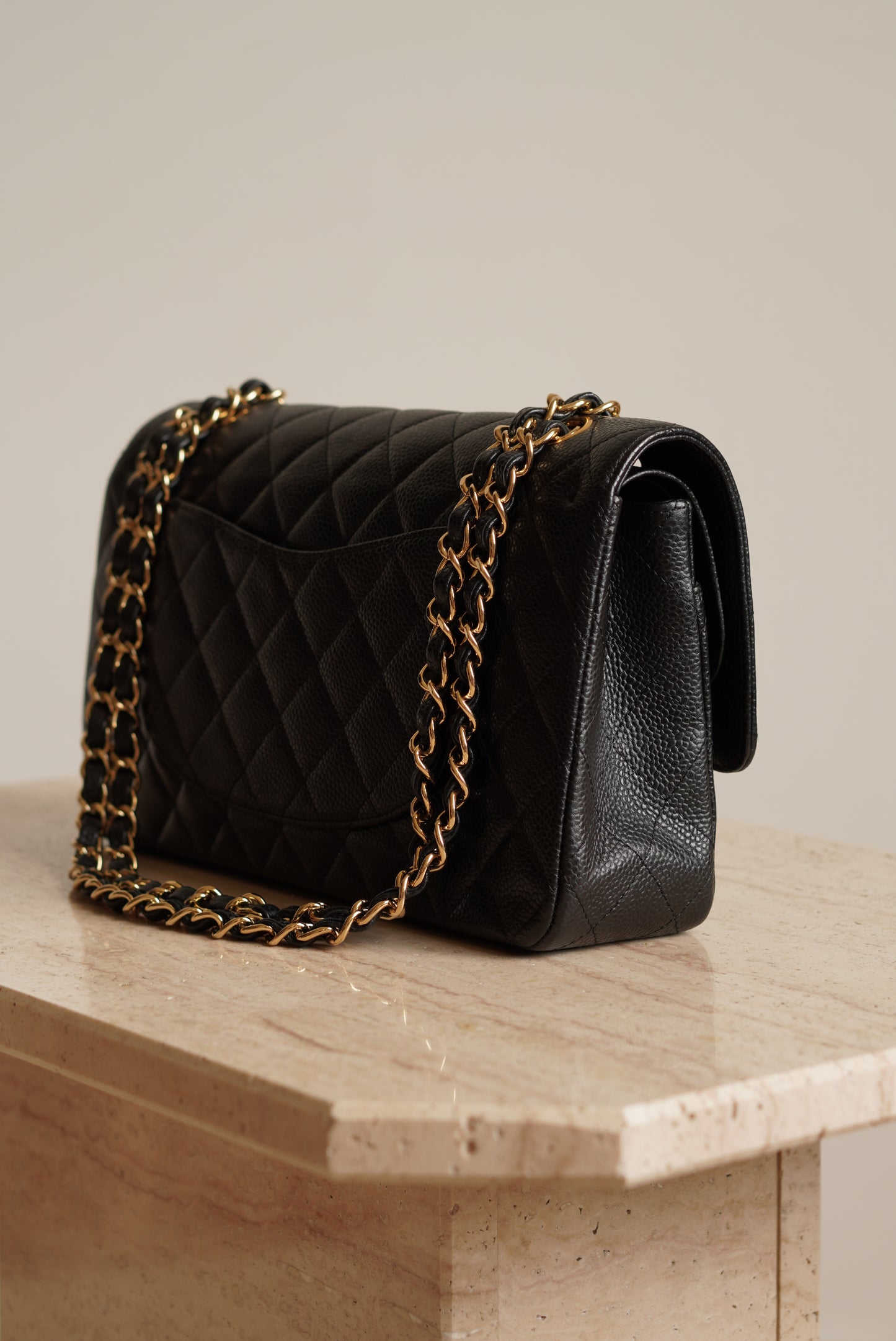 CHANEL CLASSIC MEDIUM DOUBLE FLAP