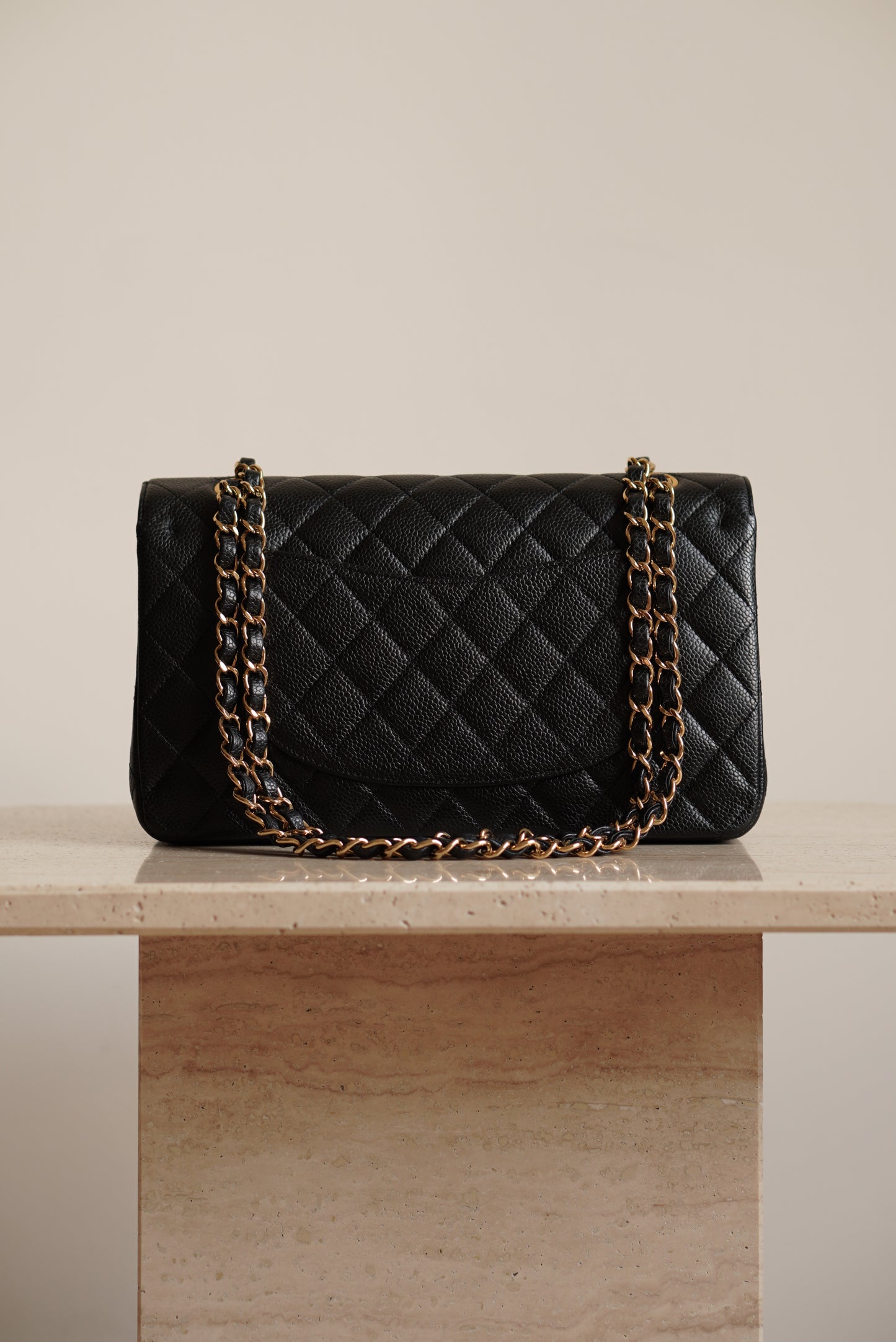 CHANEL CLASSIC MEDIUM DOUBLE FLAP