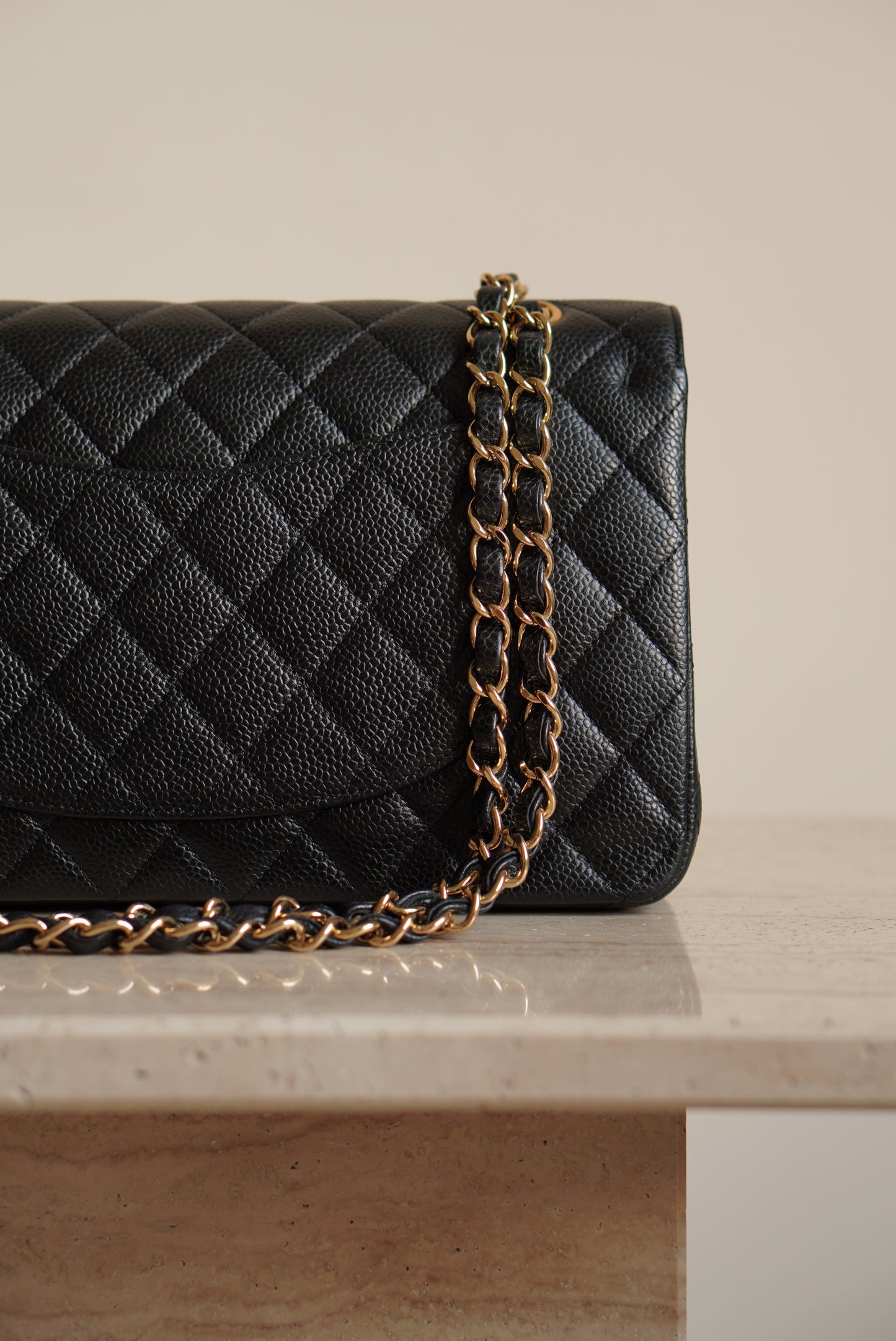 CHANEL CLASSIC MEDIUM DOUBLE FLAP