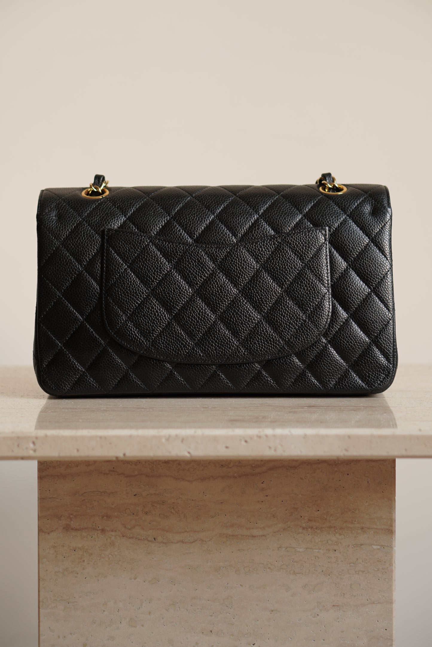 CHANEL CLASSIC MEDIUM DOUBLE FLAP