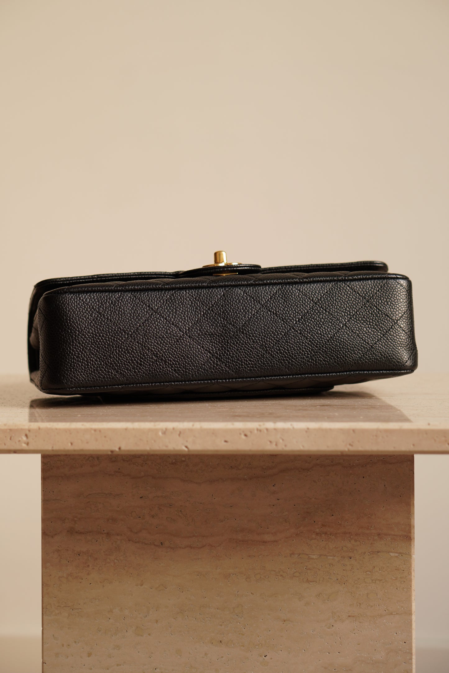 CHANEL CLASSIC MEDIUM DOUBLE FLAP