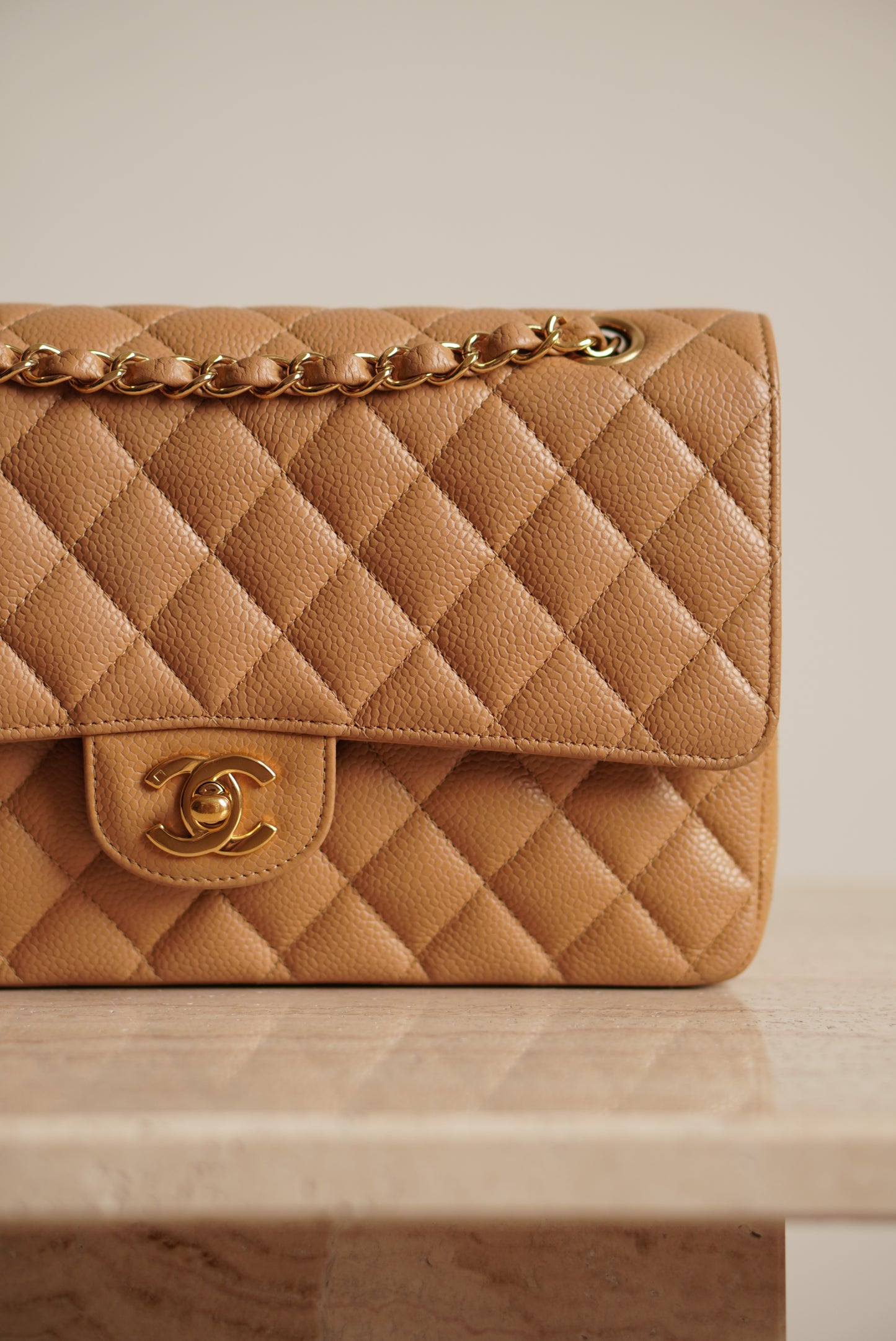CHANEL CLASSIC MEDIUM DOUBLE FLAP