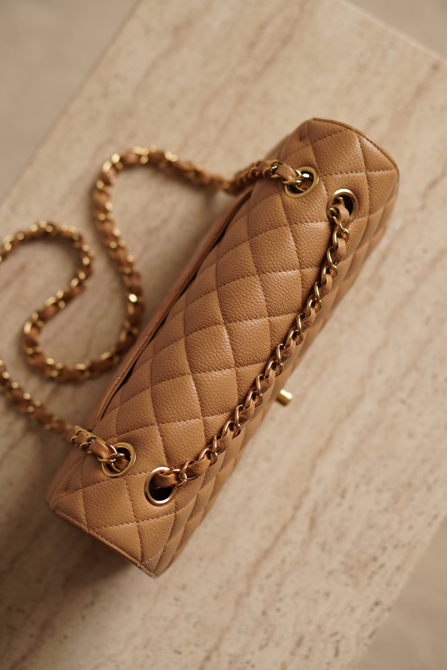 CHANEL CLASSIC MEDIUM DOUBLE FLAP