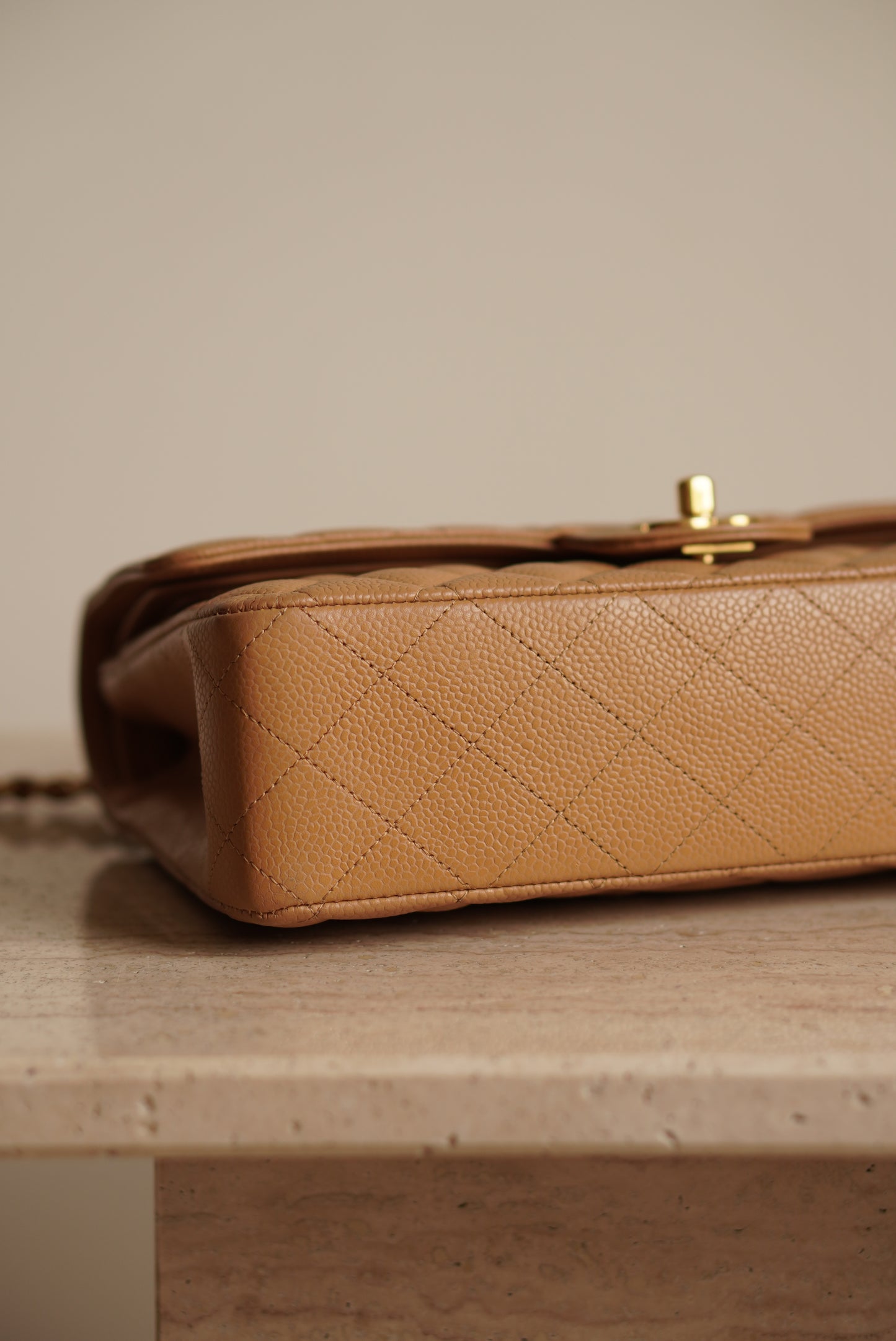 CHANEL CLASSIC MEDIUM DOUBLE FLAP