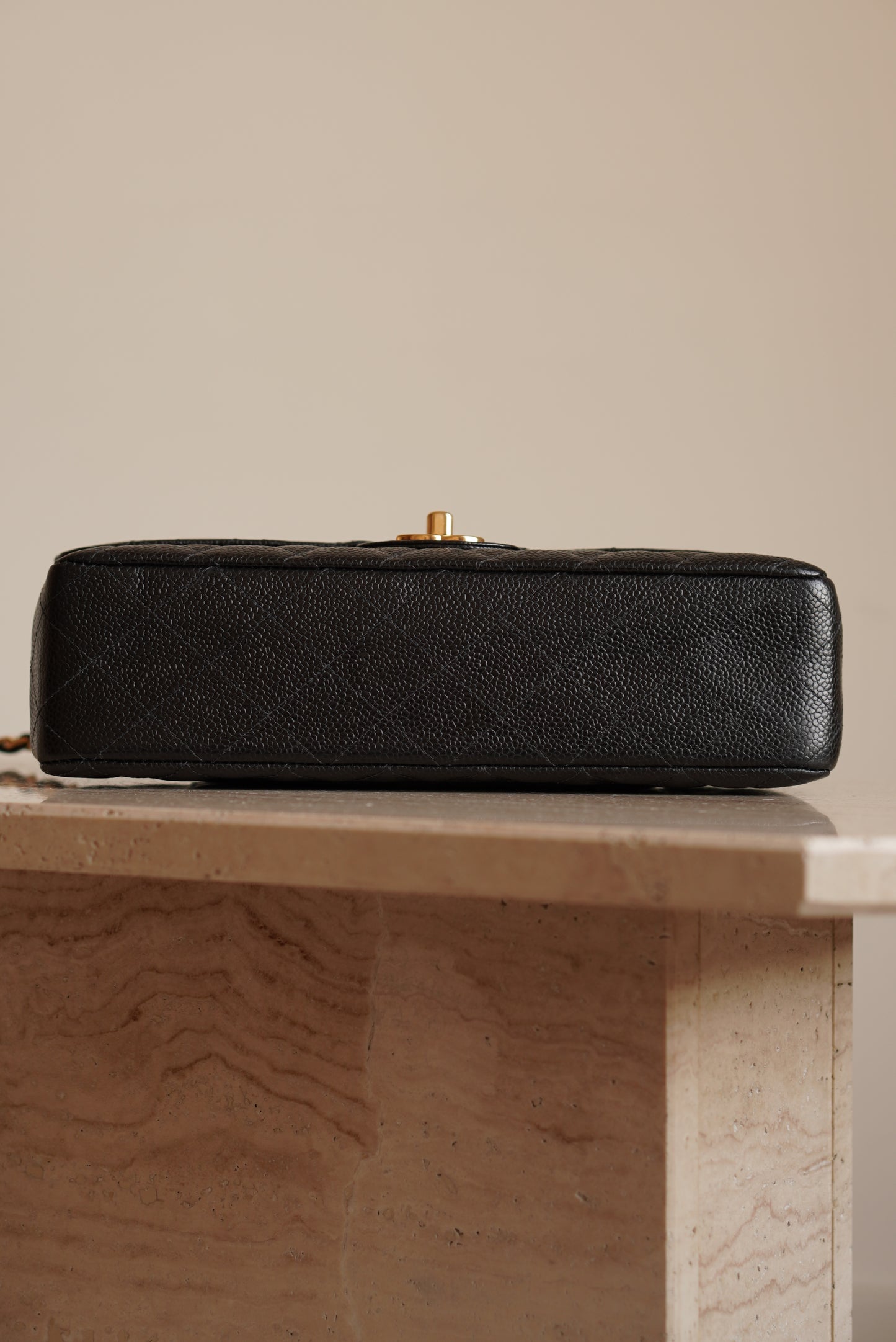 CHANEL CLASSIC MEDIUM DOUBLE FLAP