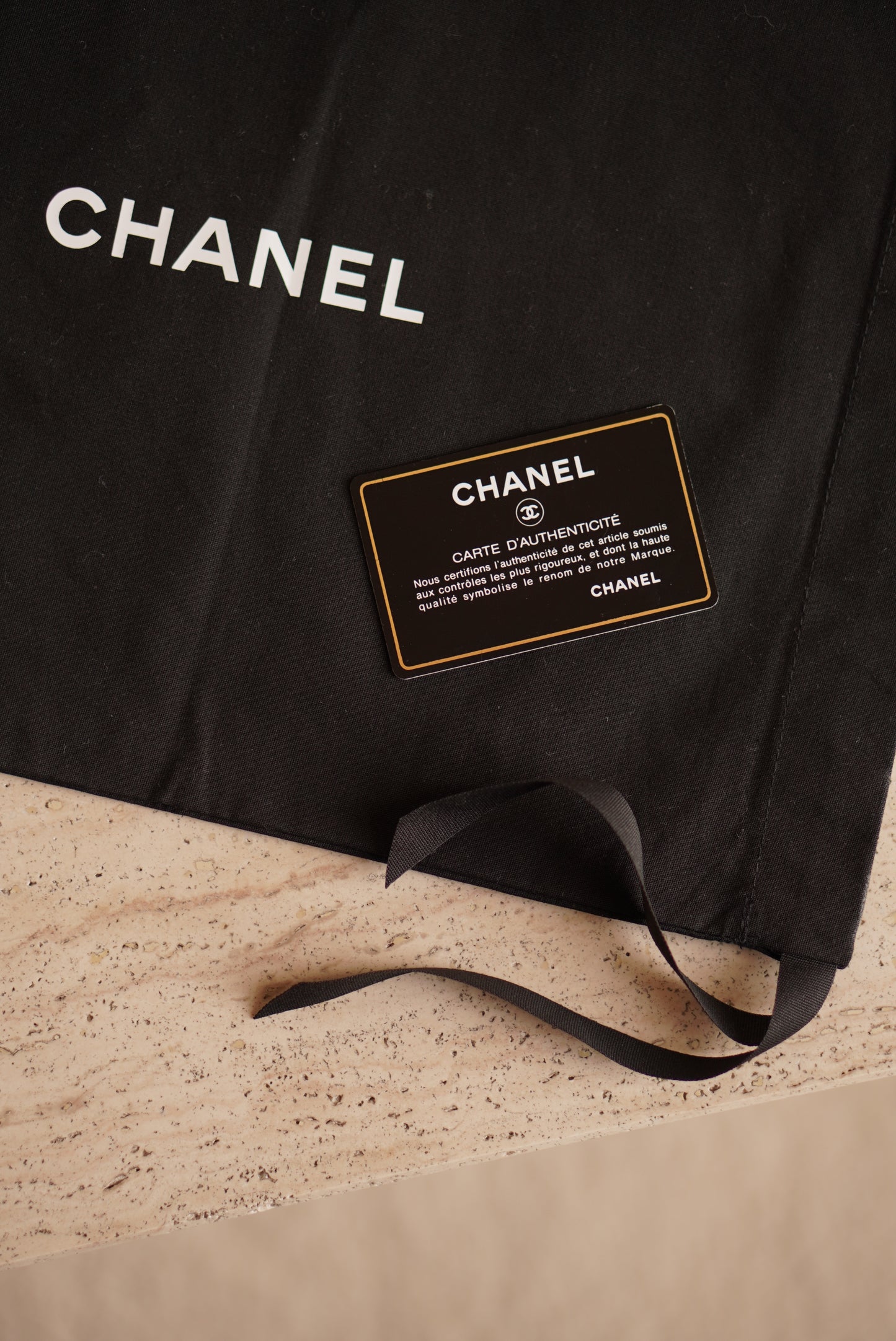 CHANEL CLASSIC MEDIUM DOUBLE FLAP