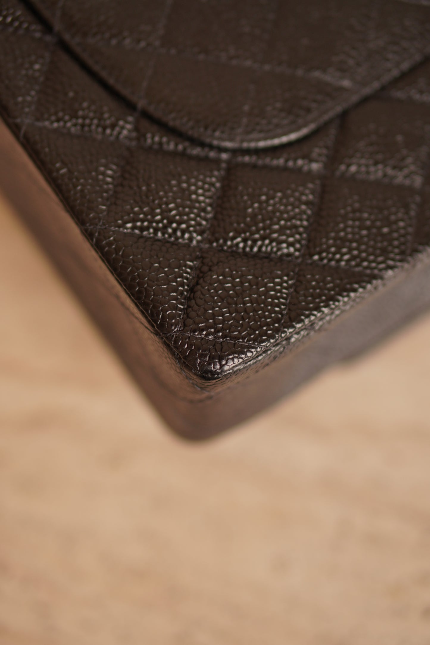 CHANEL CLASSIC MEDIUM DOUBLE FLAP | BLACK