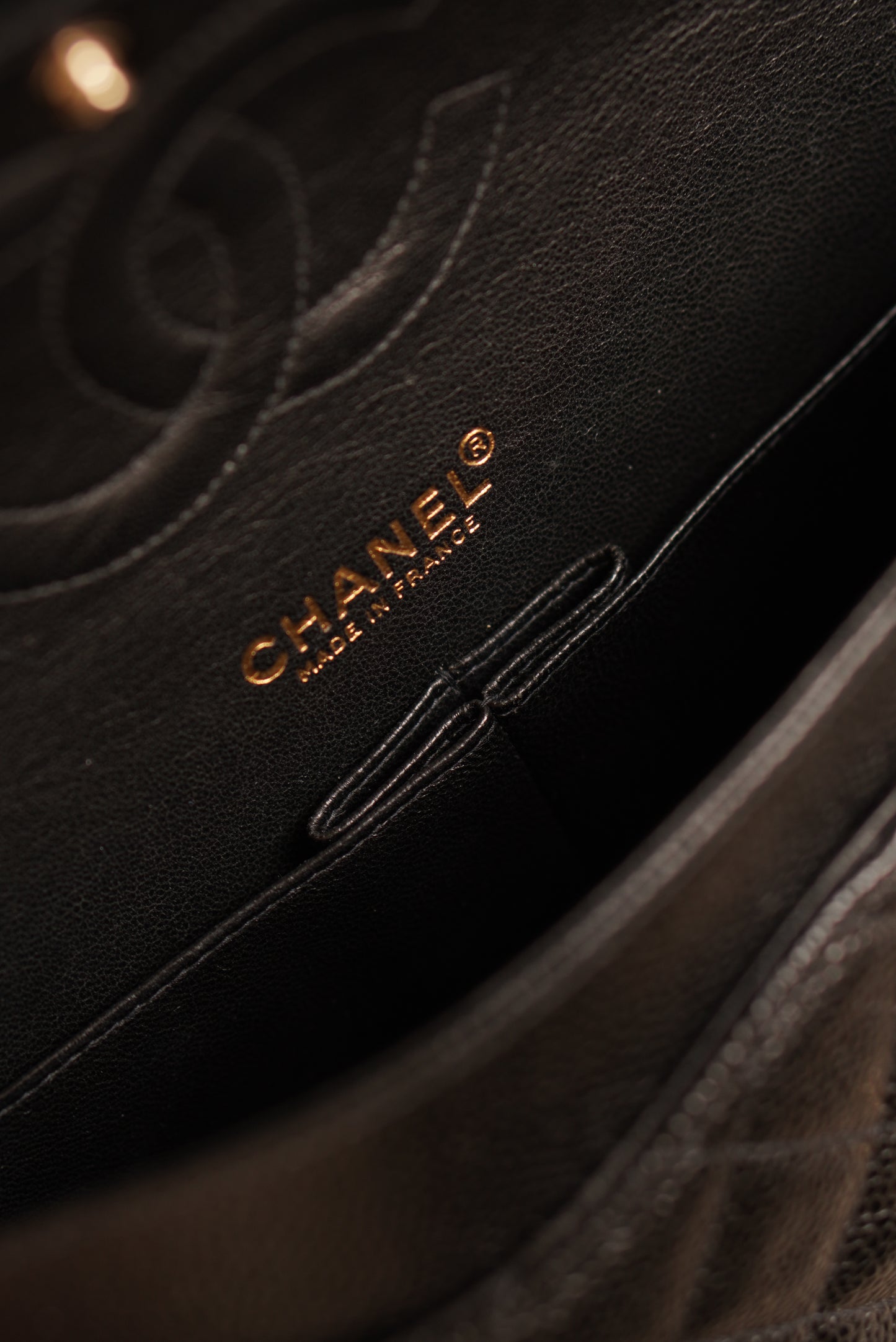 CHANEL CLASSIC MEDIUM DOUBLE FLAP | BLACK