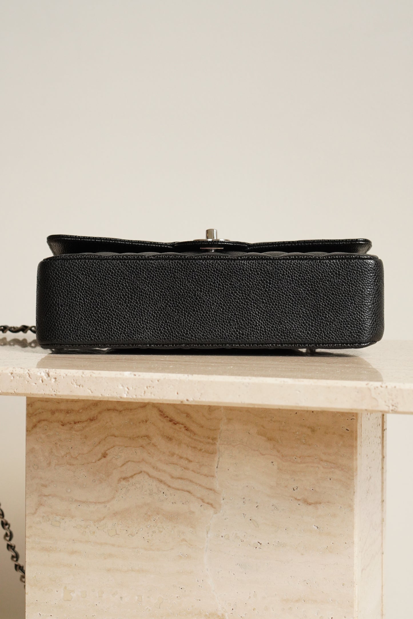 CHANEL CLASSIC MEDIUM DOUBLE FLAP | BLACK