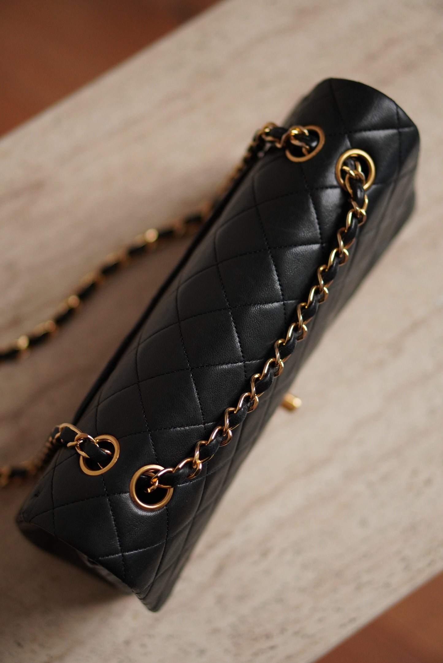 CHANEL CLASSIC MEDIUM DOUBLE FLAP | BLACK