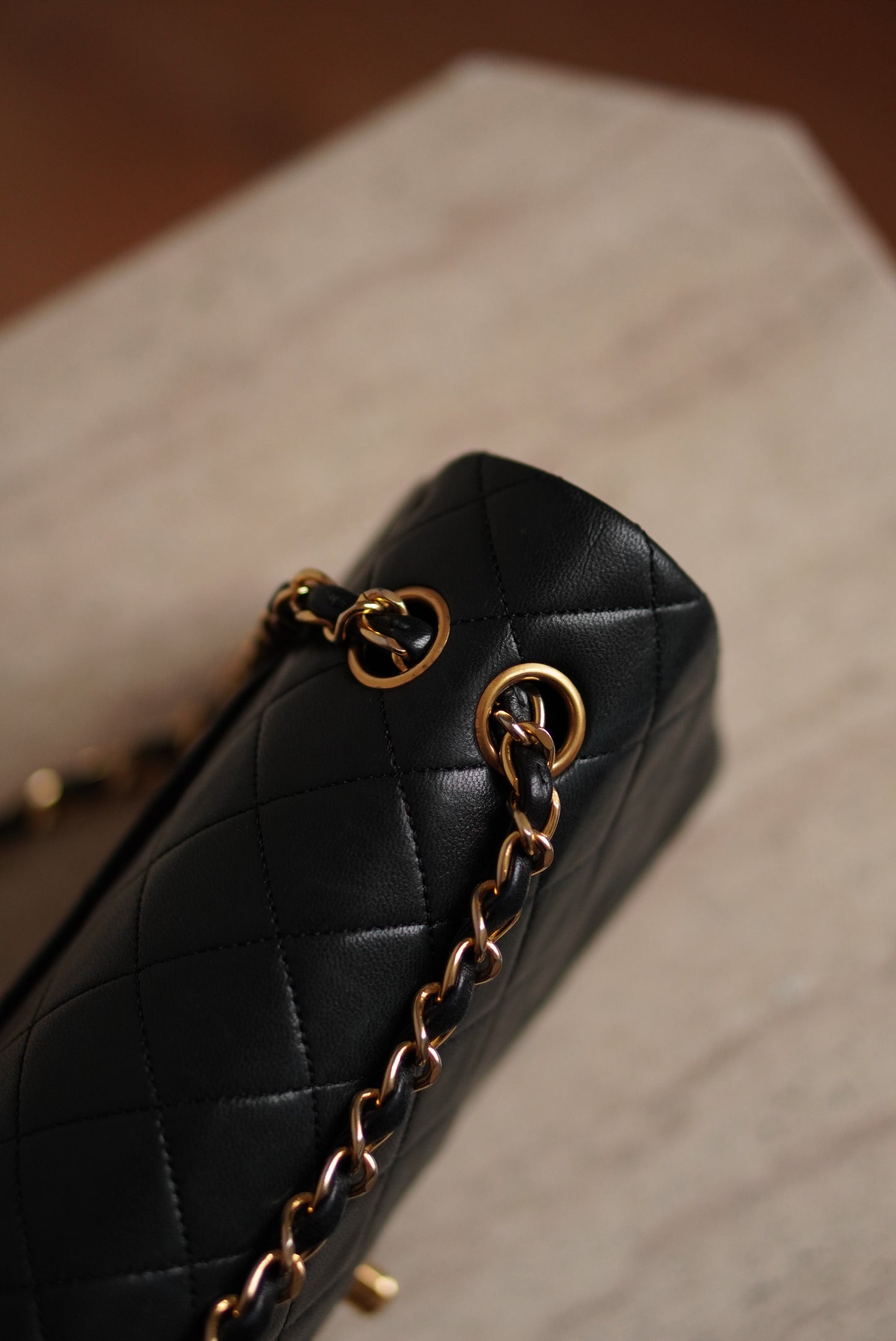 CHANEL CLASSIC MEDIUM DOUBLE FLAP | BLACK