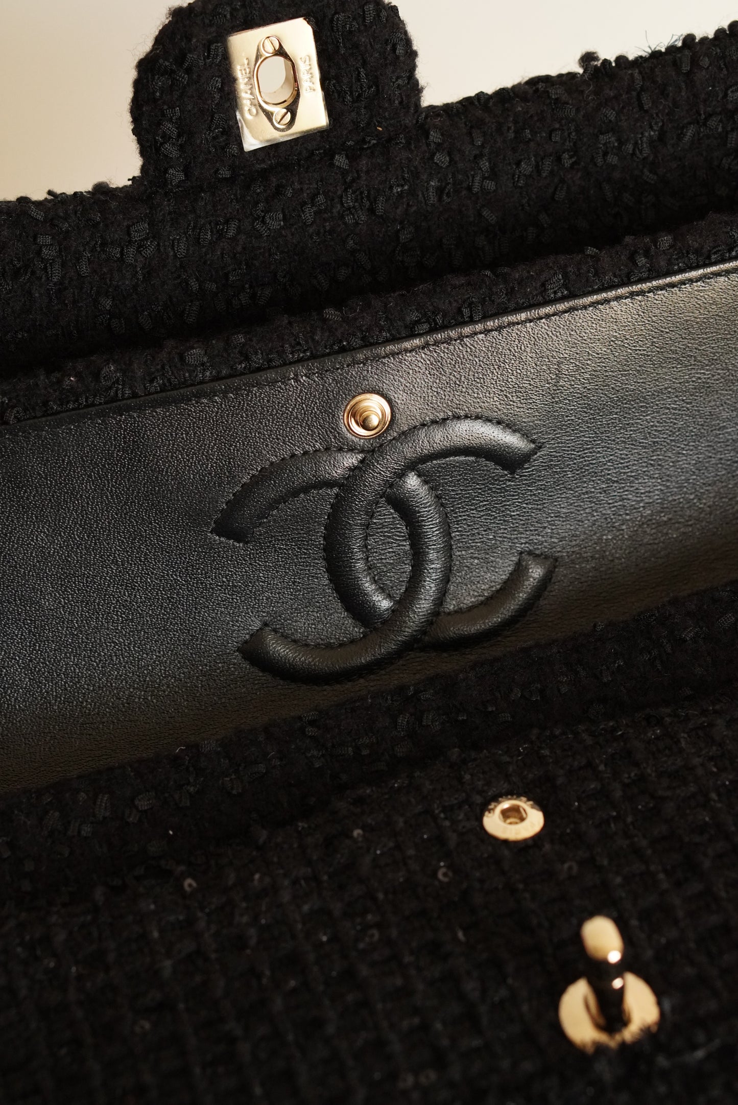 CHANEL CLASSIC MEDIUM DOUBLE FLAP | BLACK TWEED PATCHWORK