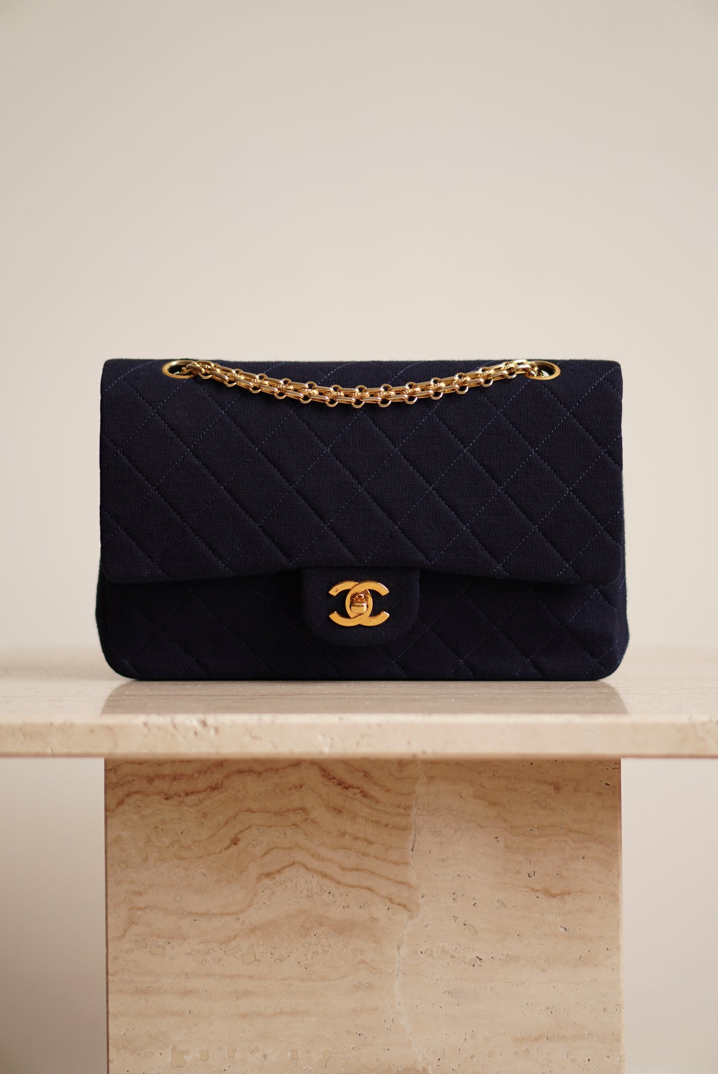 CHANEL CLASSIC MEDIUM DOUBLE FLAP | NAVY BLUE